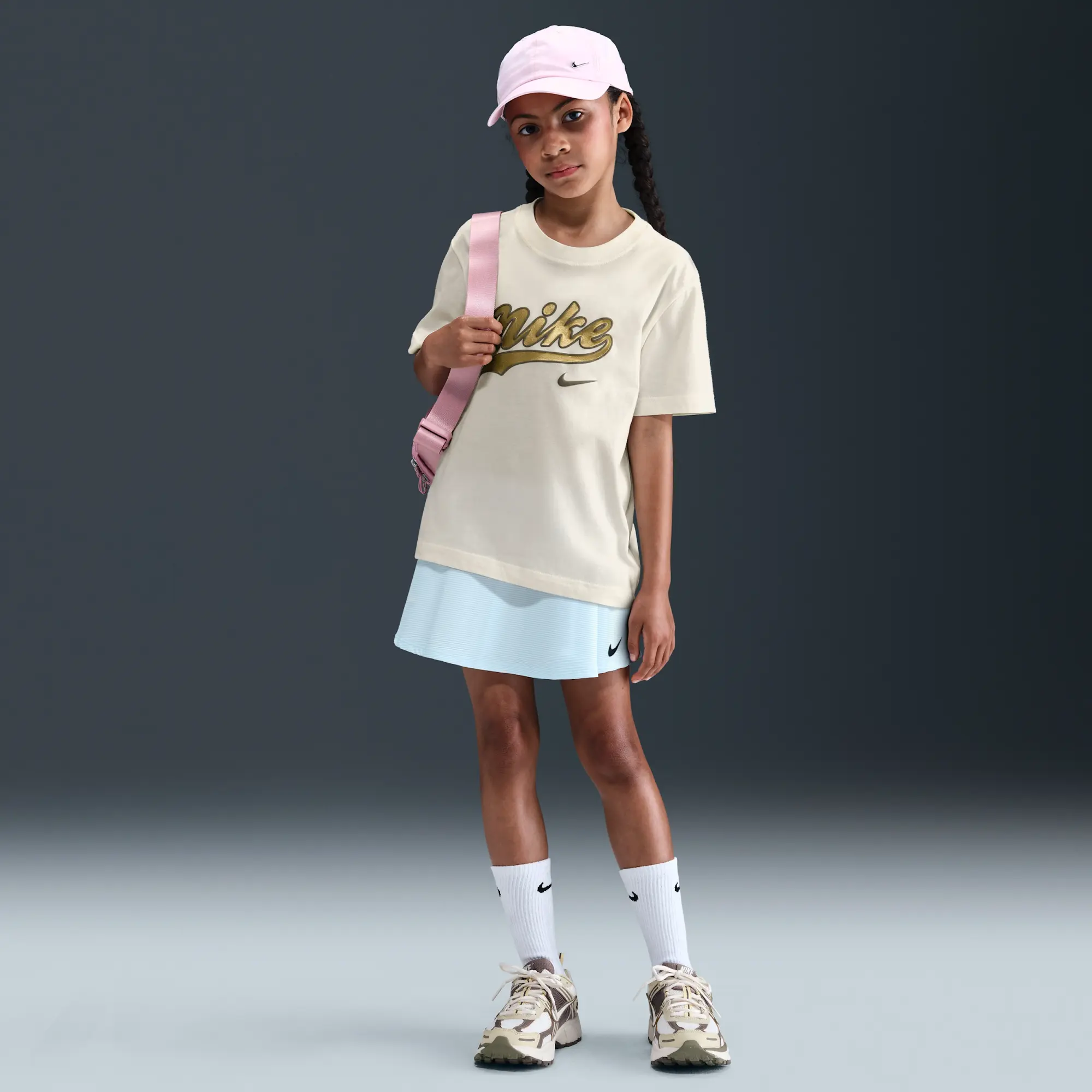 Nike Sportswear Older Kids' (Girls') T-Shirt - White