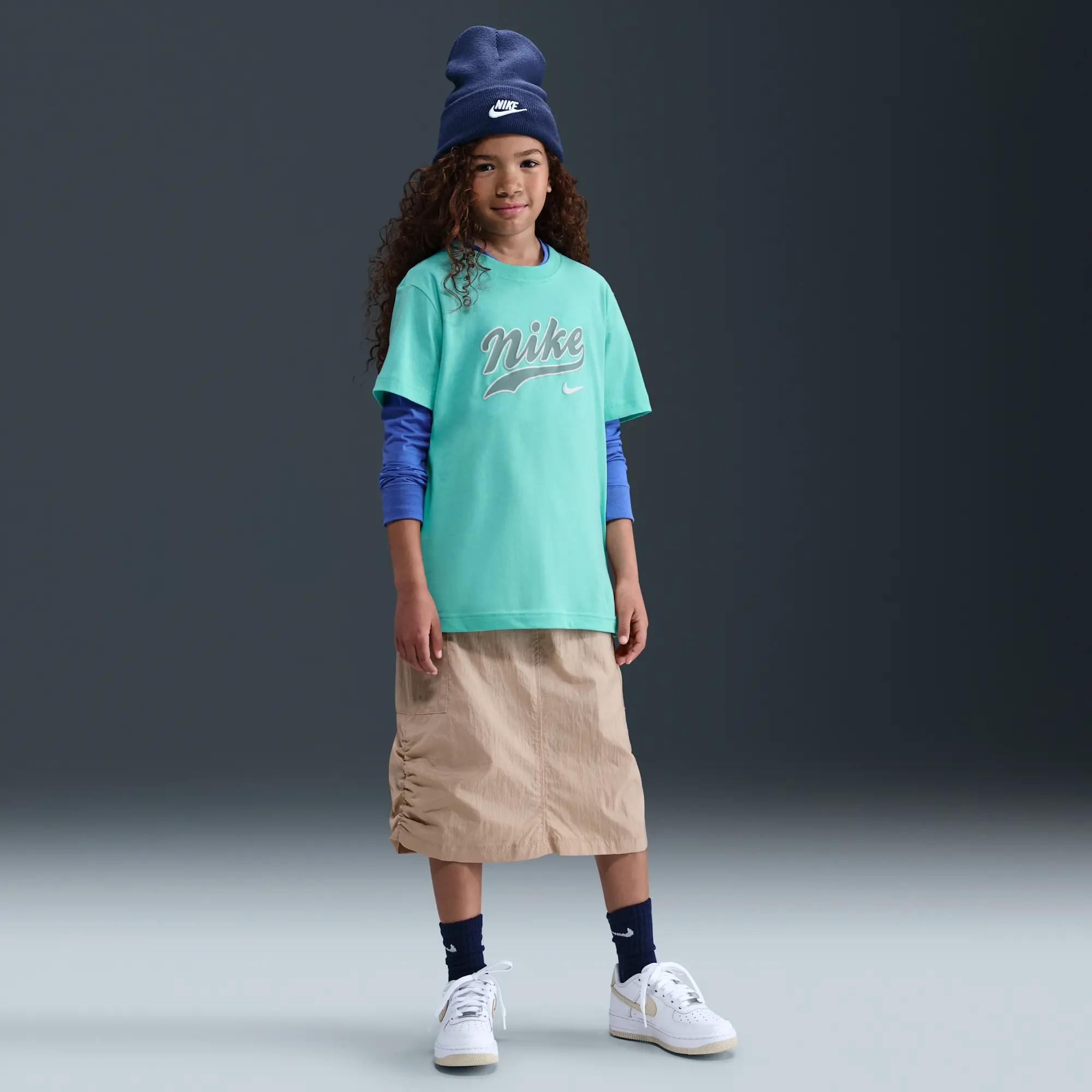 Nike Sportswear Older Kids' (Girls') T-Shirt - Green