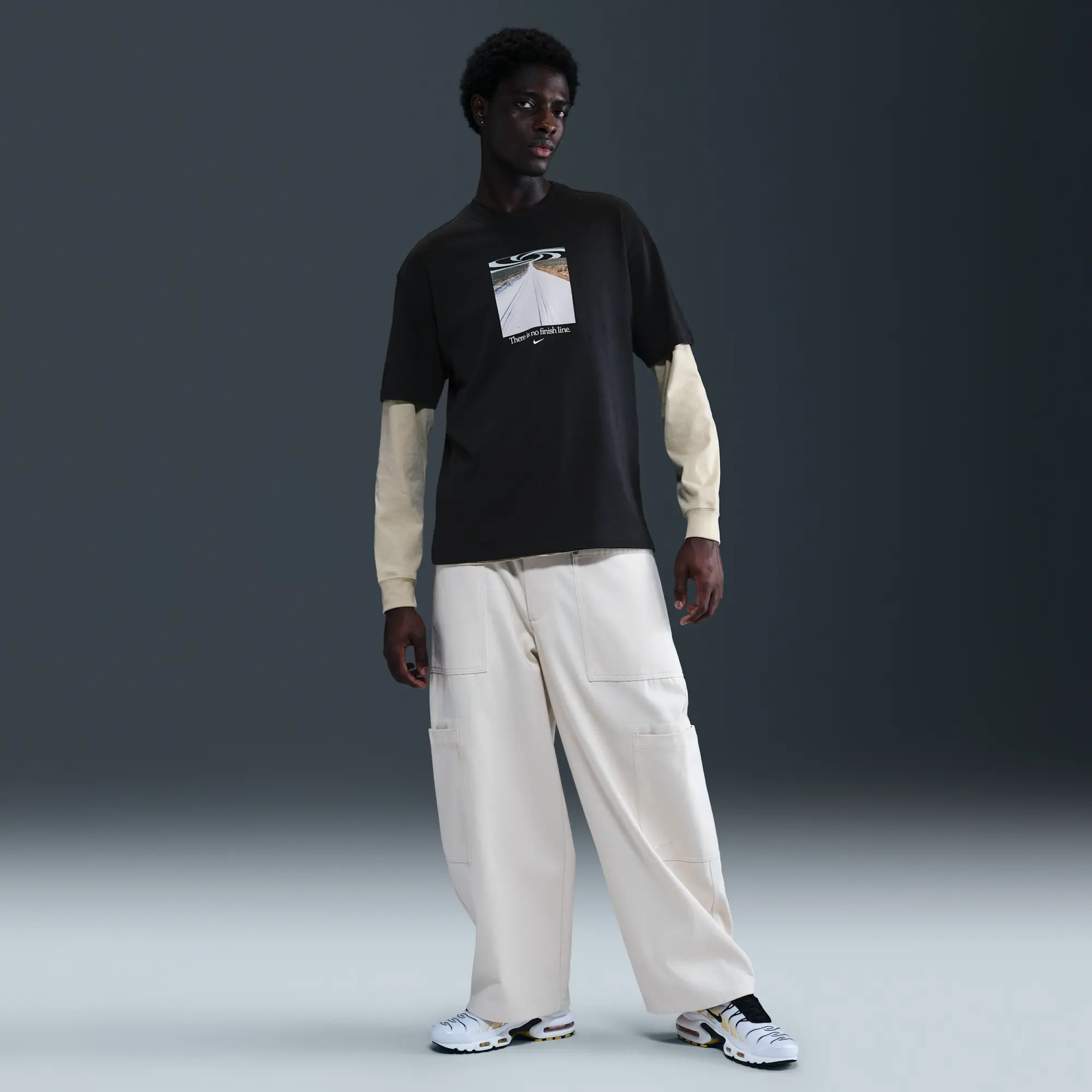 Nike Sportswear Men's Max90 T-Shirt - Black