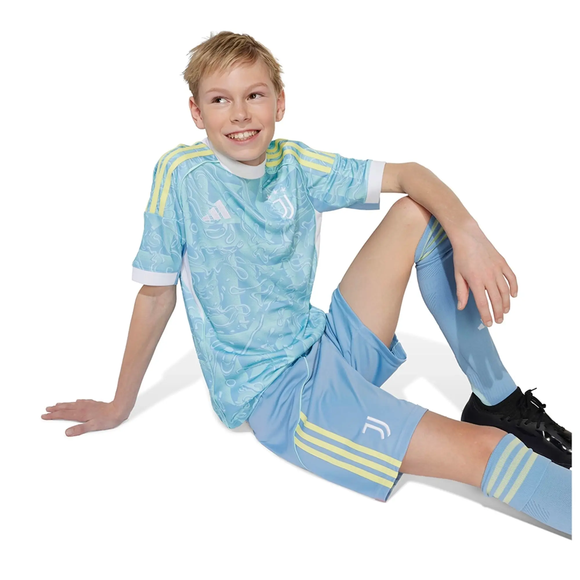 Adidas Juventus 25/26 Away Junior Shorts