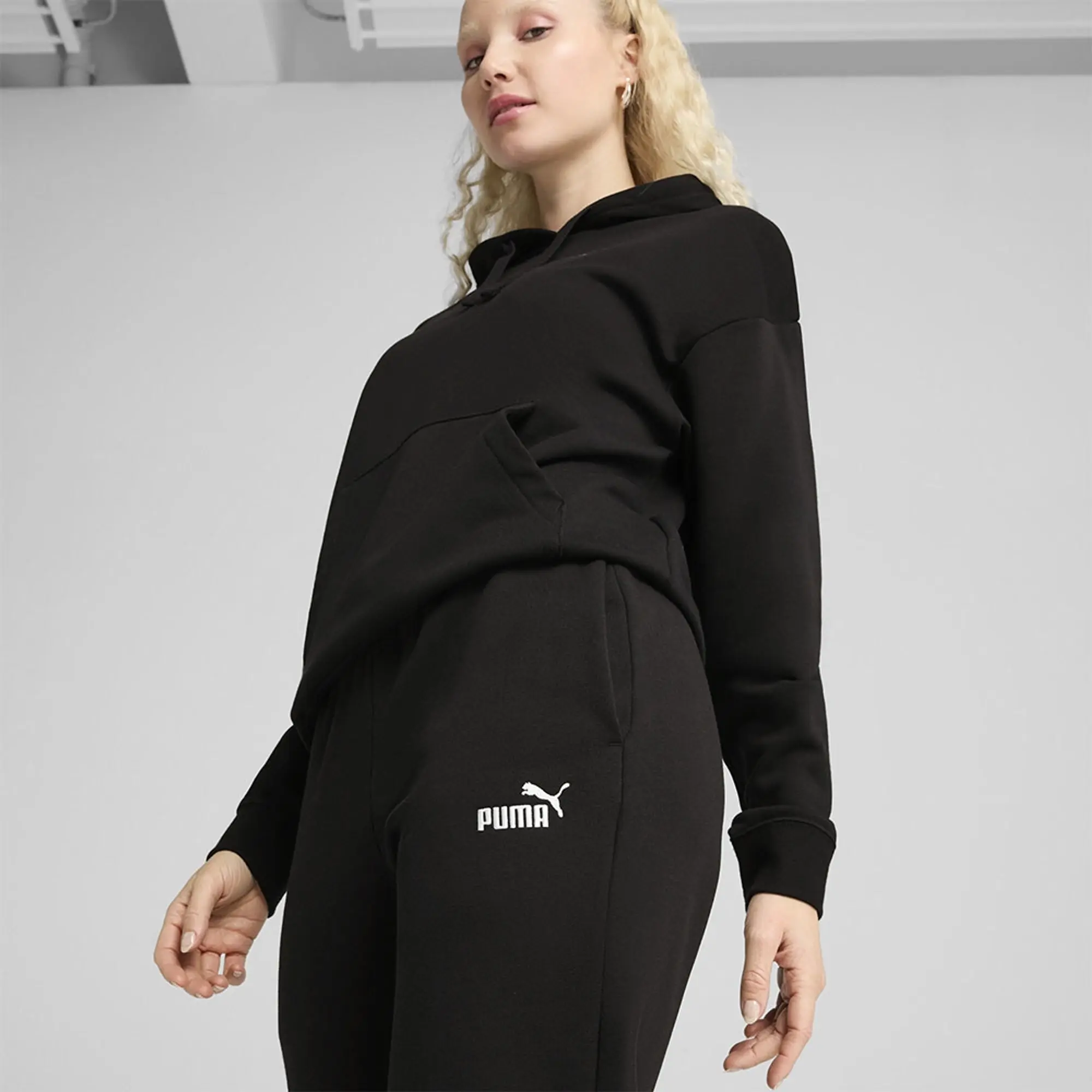 Puma Ess Small No 1 Logo Sweat Pants