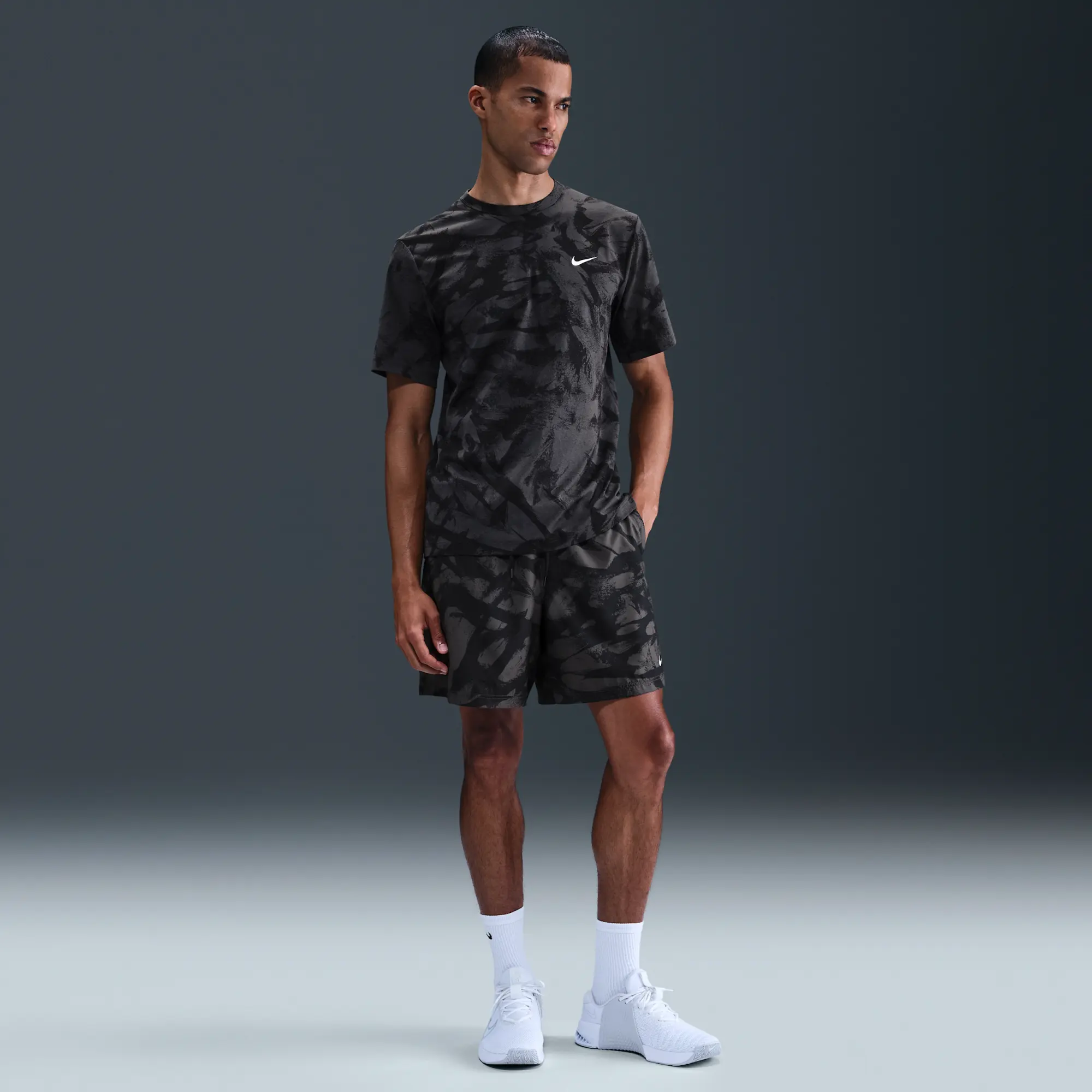 Nike Form Men's Dri-FIT 18cm (approx.) Unlined Versatile Shorts - Grey - Polyester