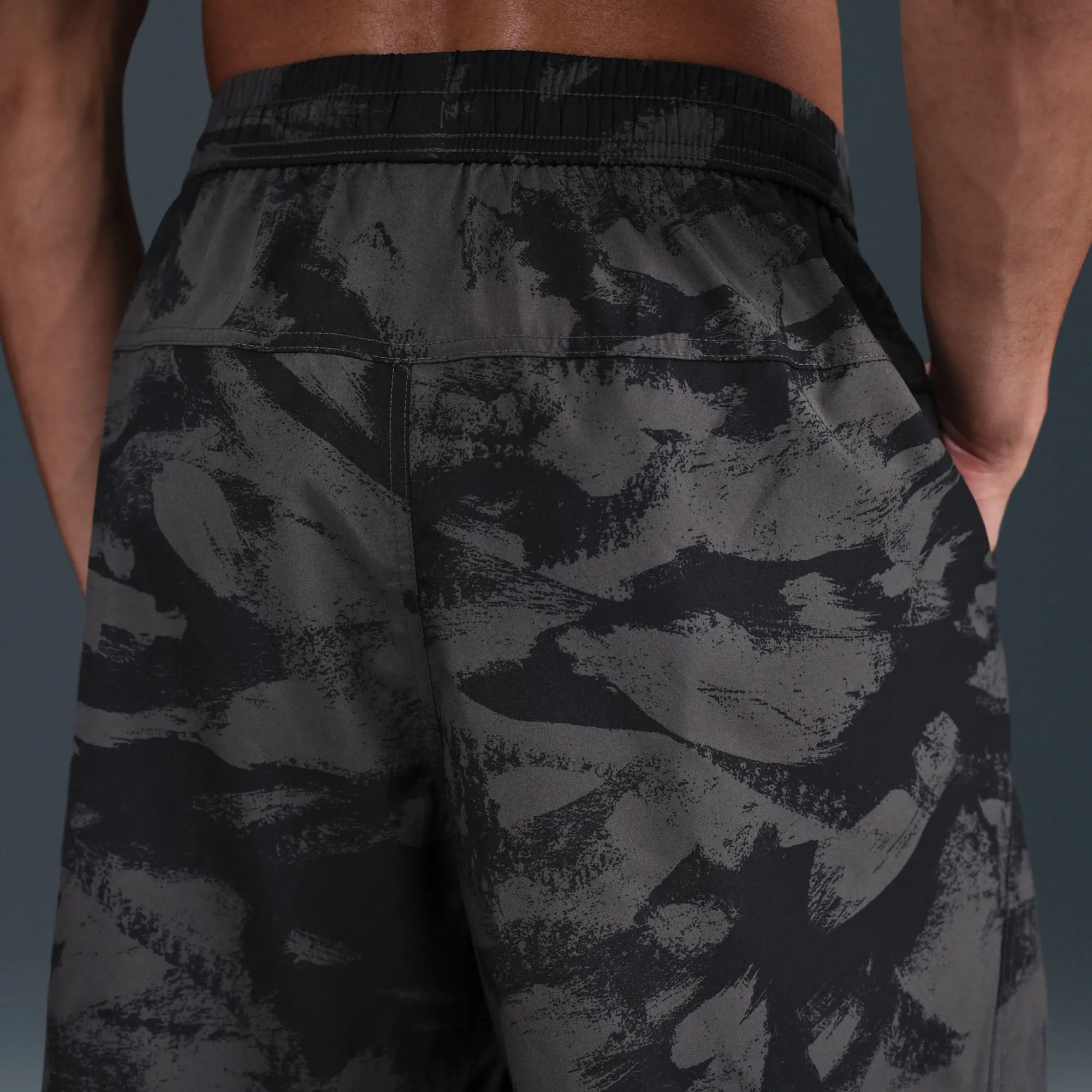 Nike Form Men's Dri-FIT 18cm (approx.) Unlined Versatile Shorts - Grey - Polyester