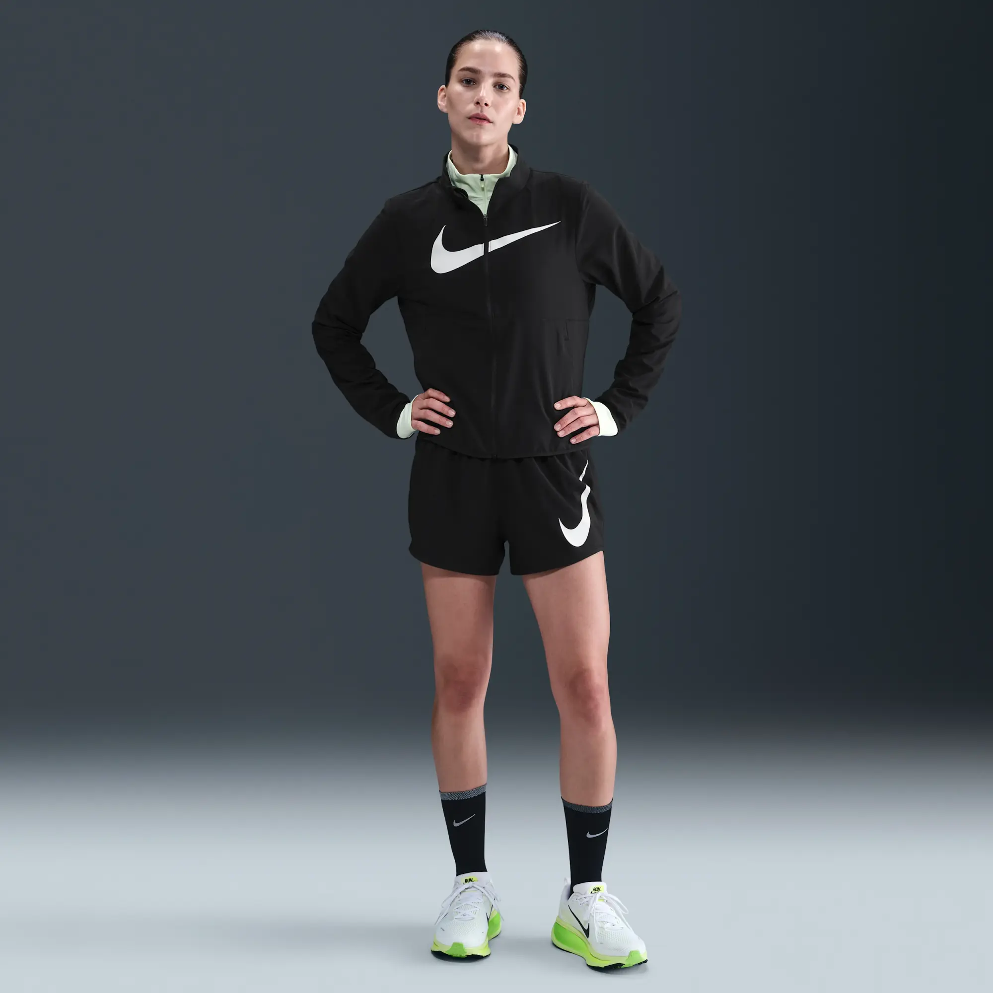 Nike Tempo Swoosh Run Women's Dri-FIT Running Jacket - Black - Sustainable Materials