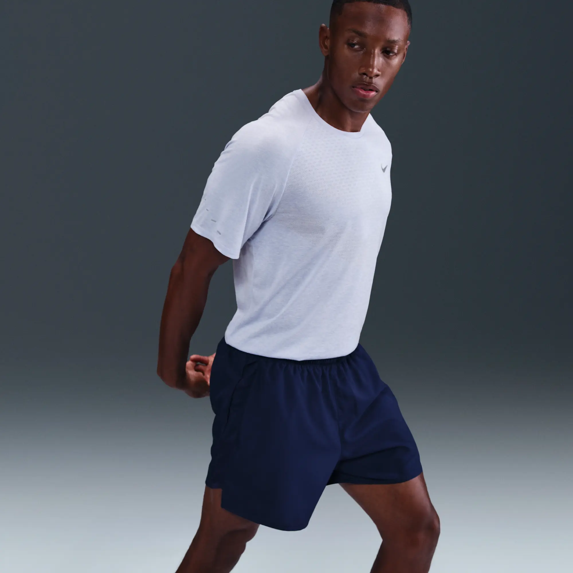 Nike Stride Men's Dri-FIT ADV Short-Sleeve Running Top - Grey - Recycled Polyester