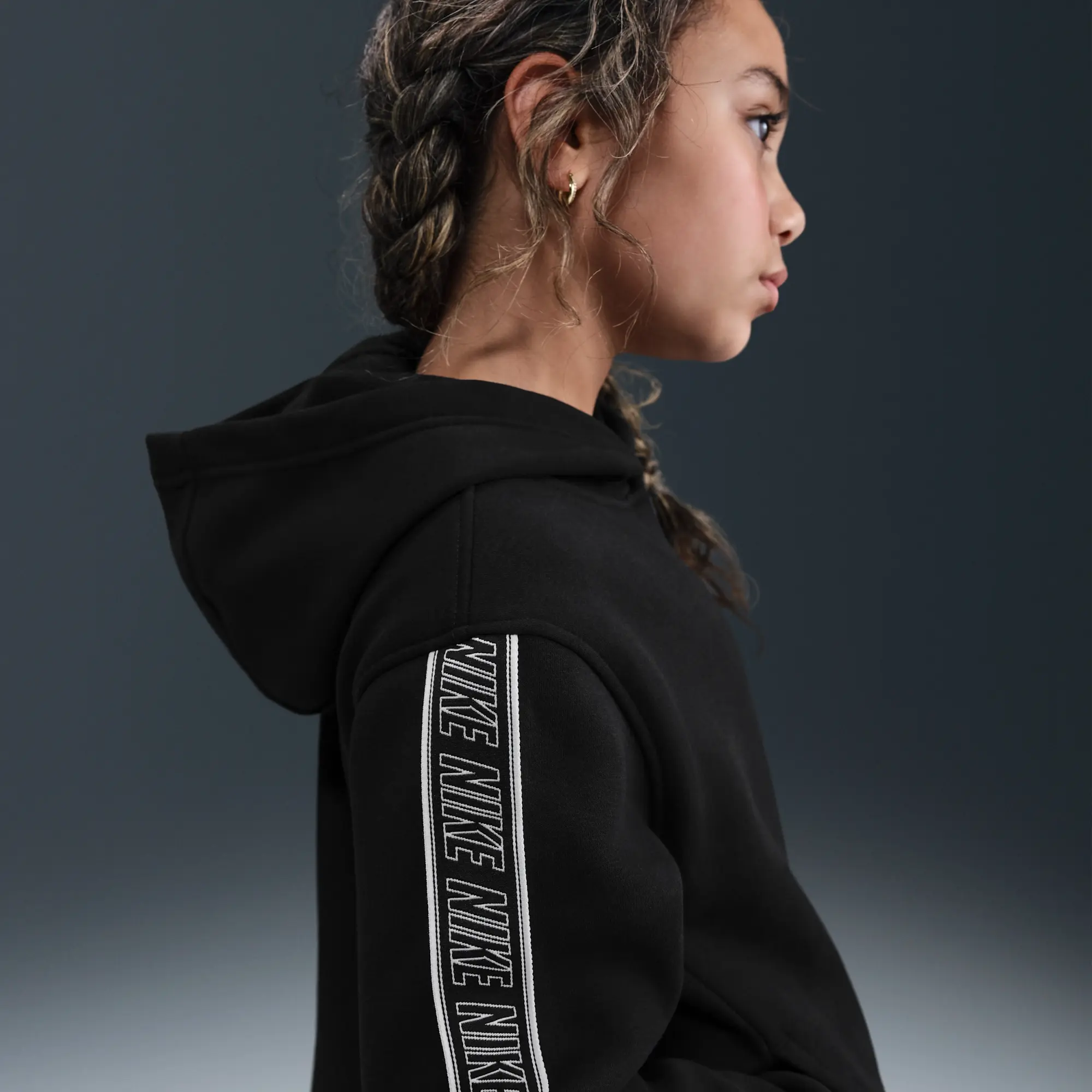 Nike Sportswear Club Fleece Older Kids' Pullover Hoodie - Black - Fleece