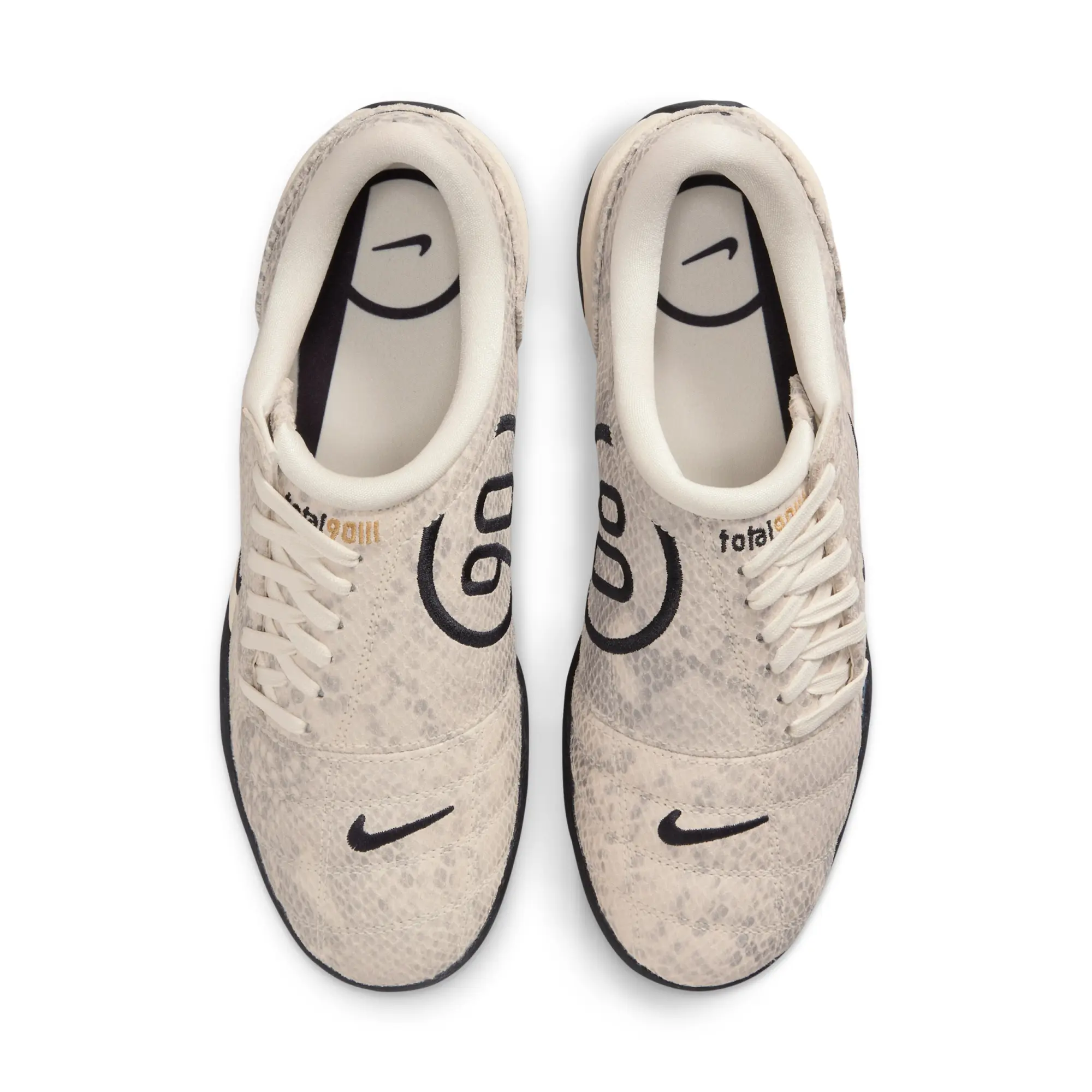 Nike Total 90 SE Women's Shoes - Brown