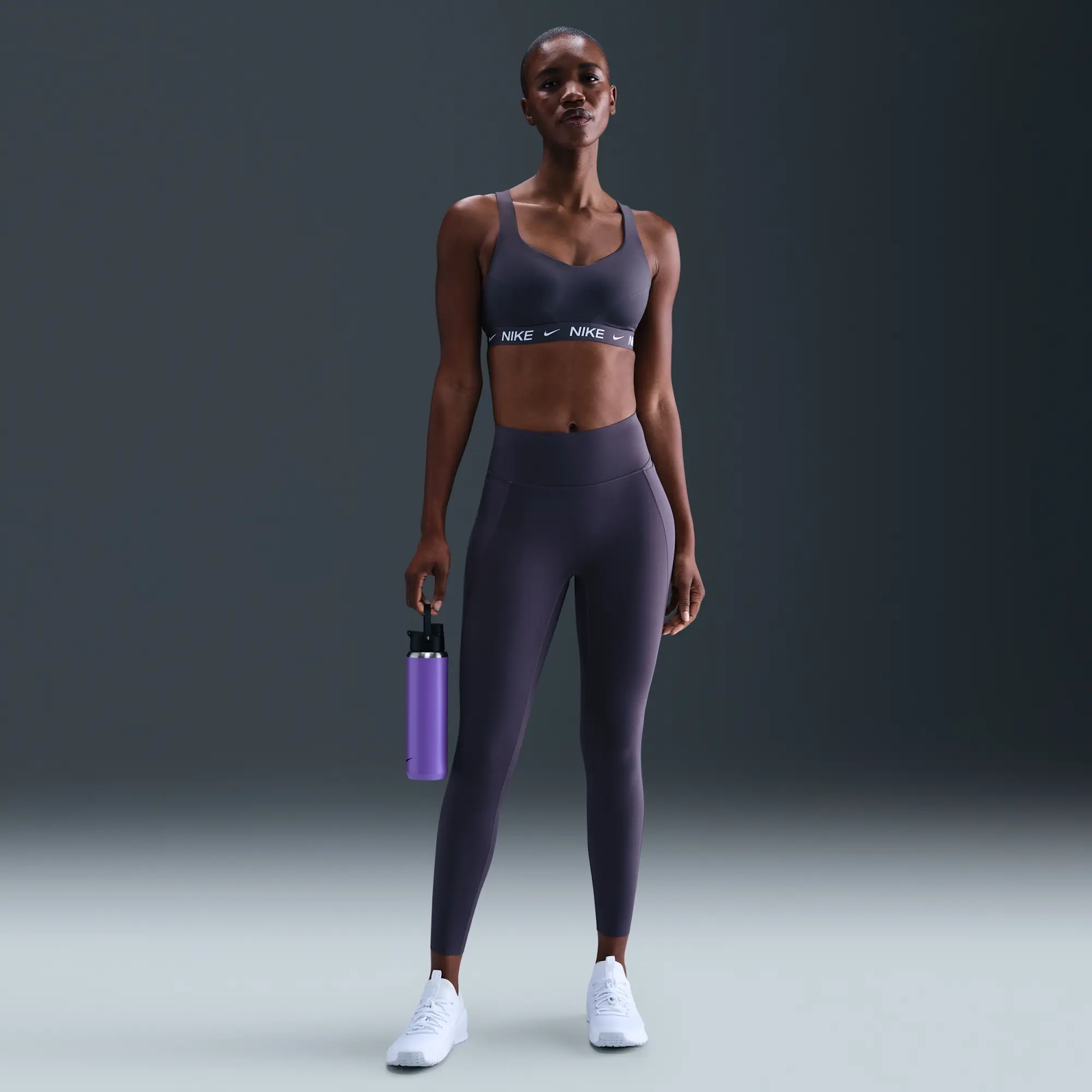 Nike Universa Women's Medium-Support High-Waisted 7/8 Leggings with Pockets - Grey - Recycled Polyester Minimum