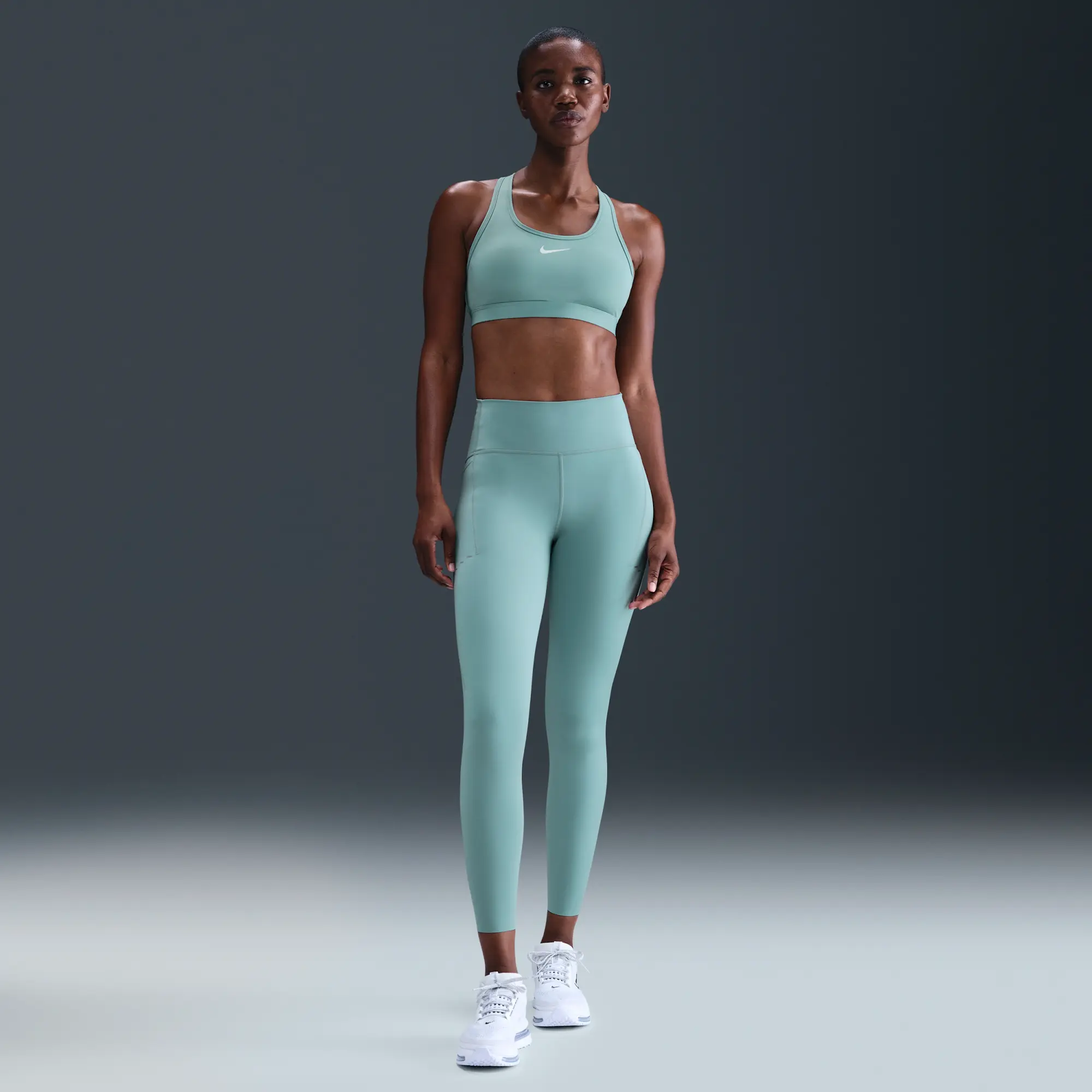 Nike Swift Women's High-Waisted 7/8 Running Leggings with Pockets - Green - Recycled Polyester Minimum