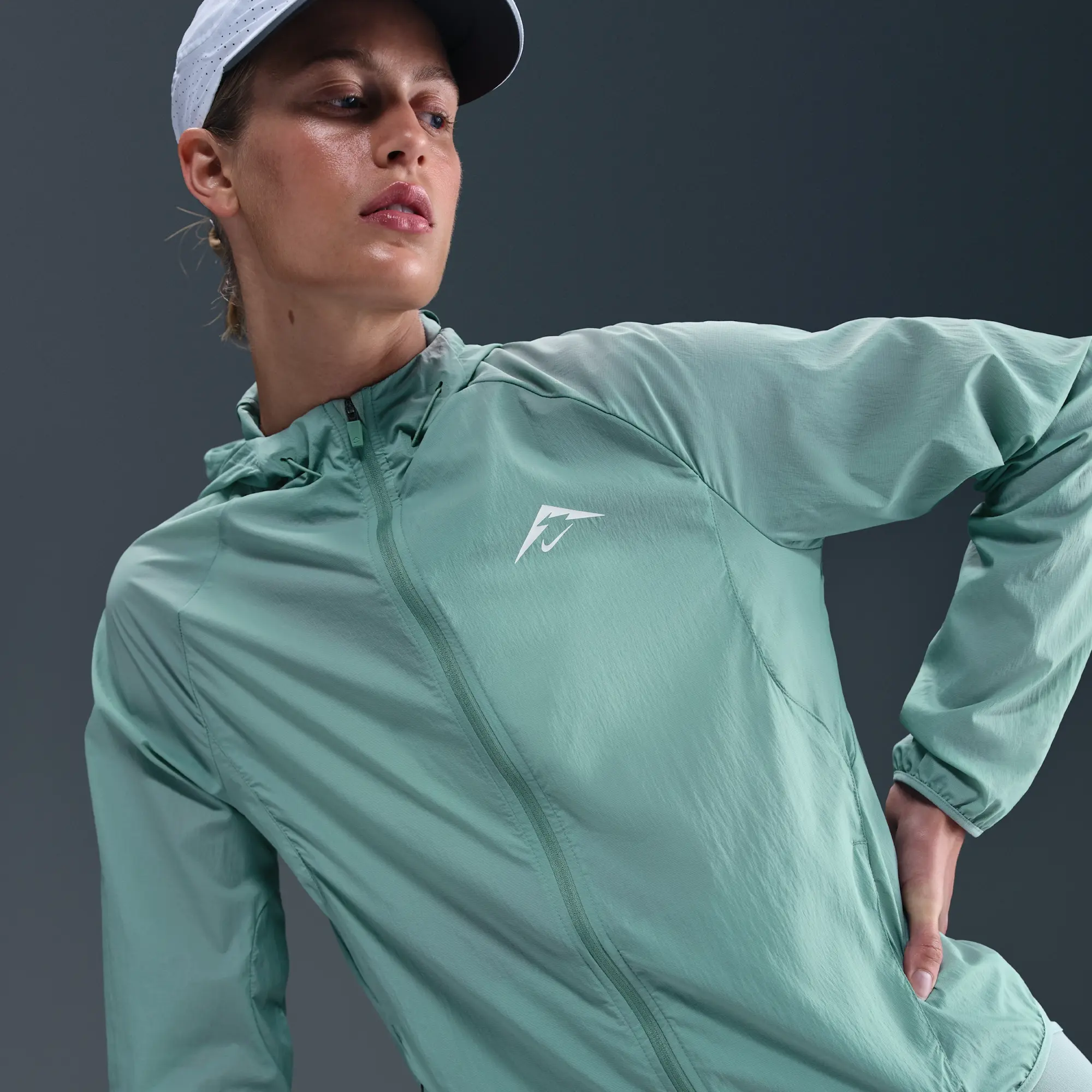 Nike Trail Women's Repel Running Jacket - Green - Recycled Nylon