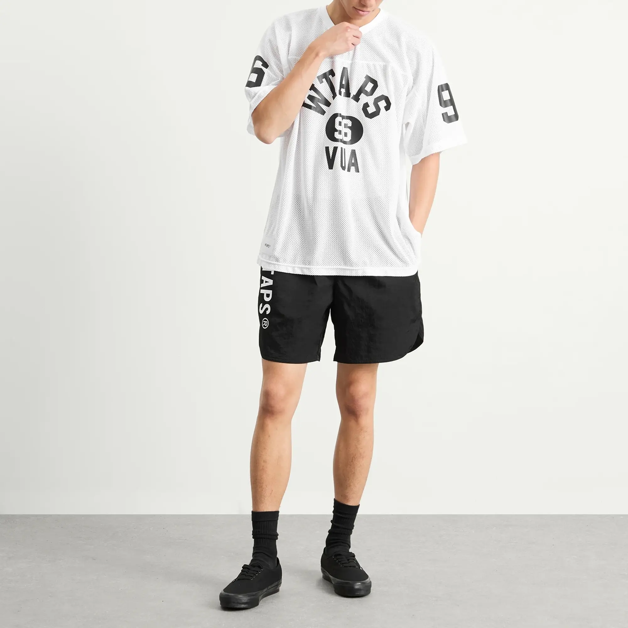 WTAPS Men's Nylon Logo Shorts Black