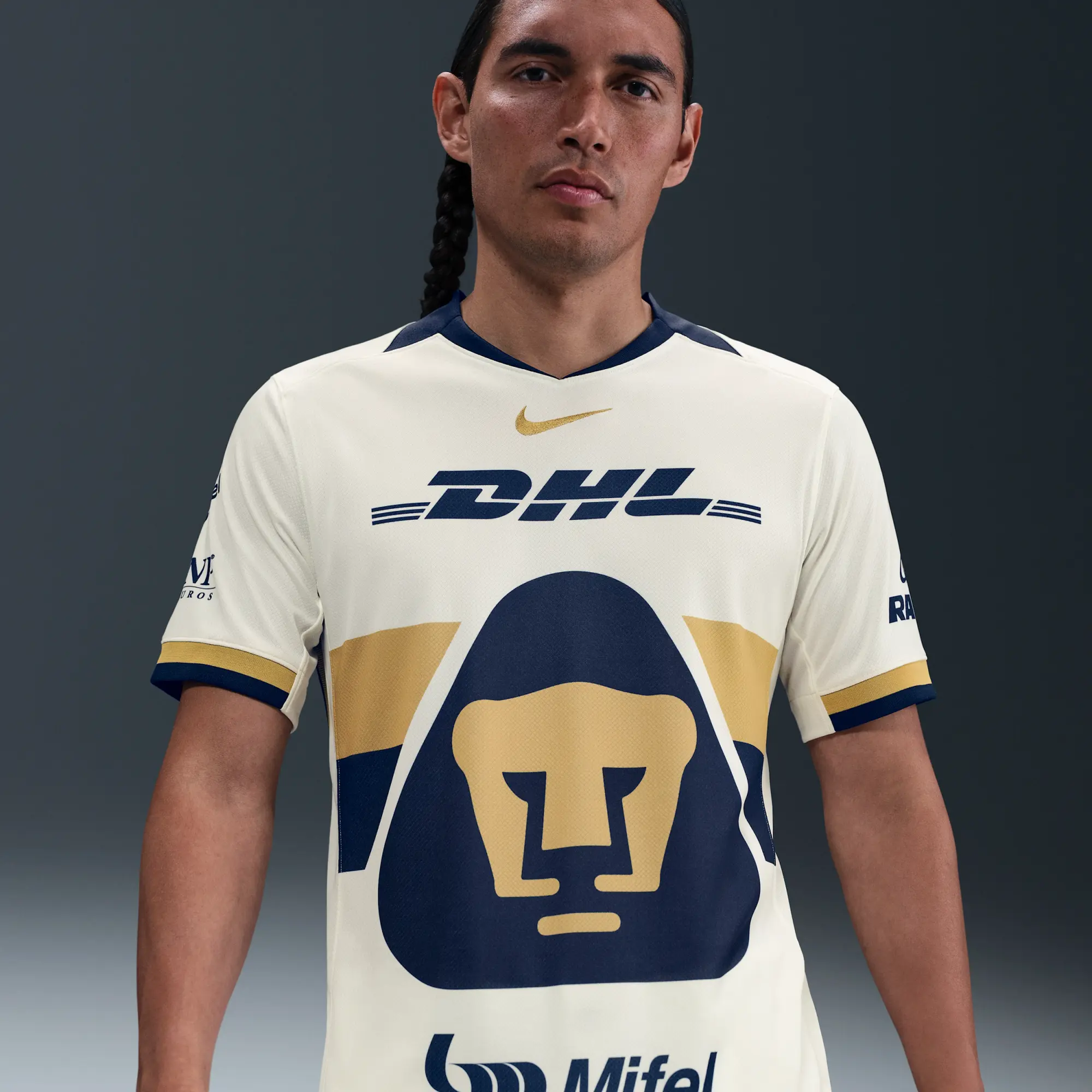 Pumas UNAM 2025/26 Stadium Home Men's Nike Dri-FIT Football Replica Shirt - White - Polyester