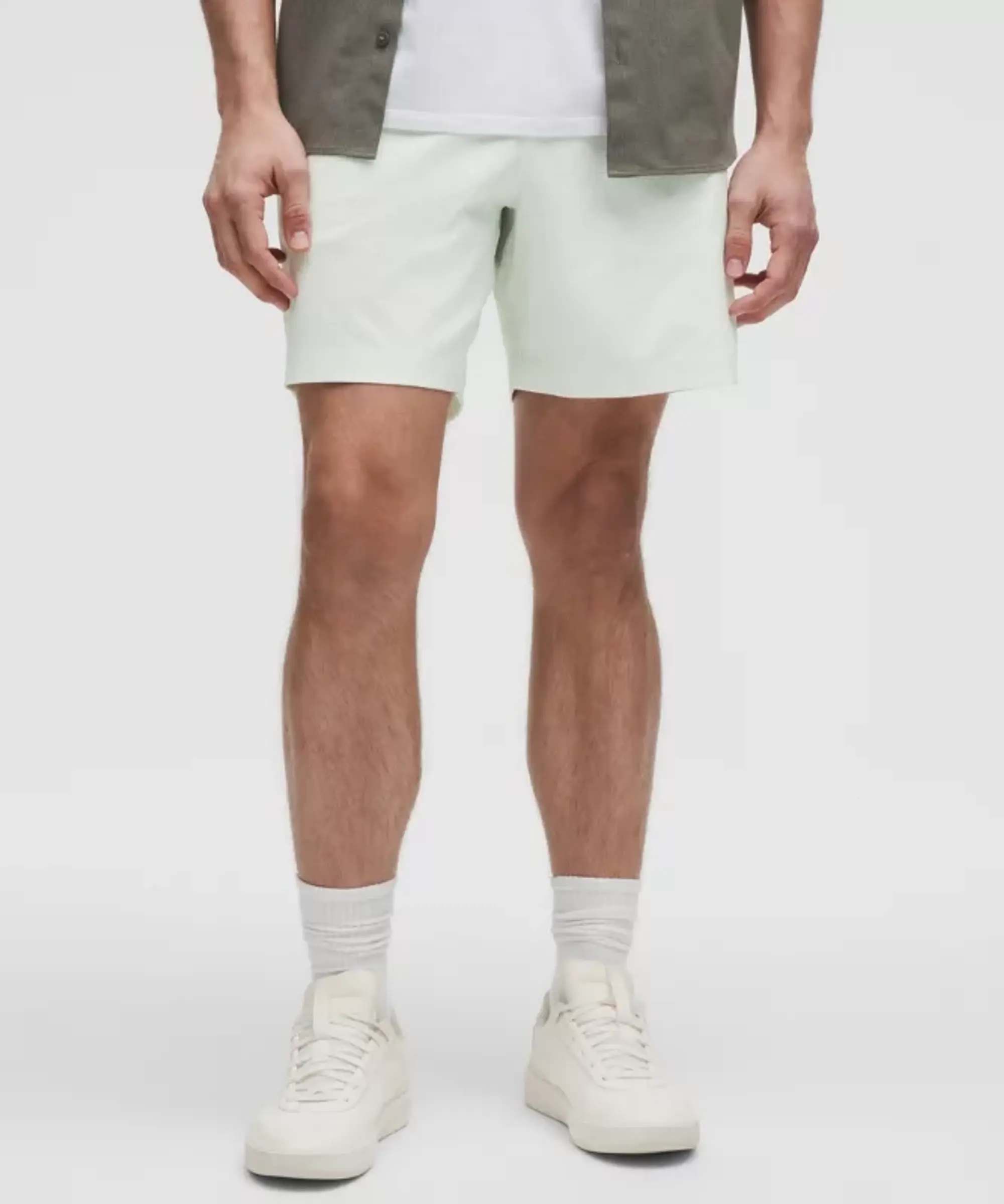 lululemon – Men's ABC Pull-On Shorts – 7" – Color White – Size M