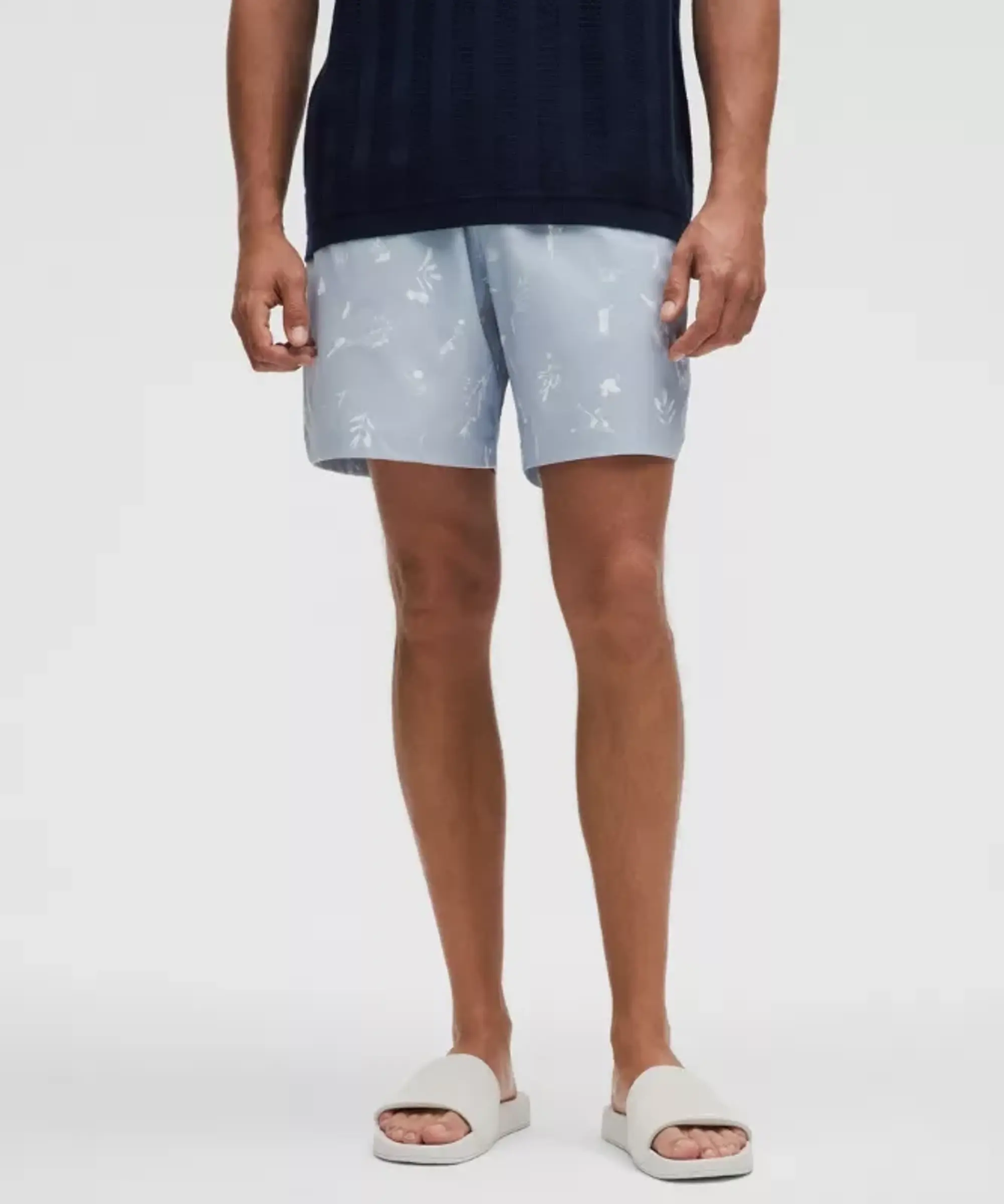 lululemon – Men's ABC Pull-On Shorts – 7" – Color Blue – Size L