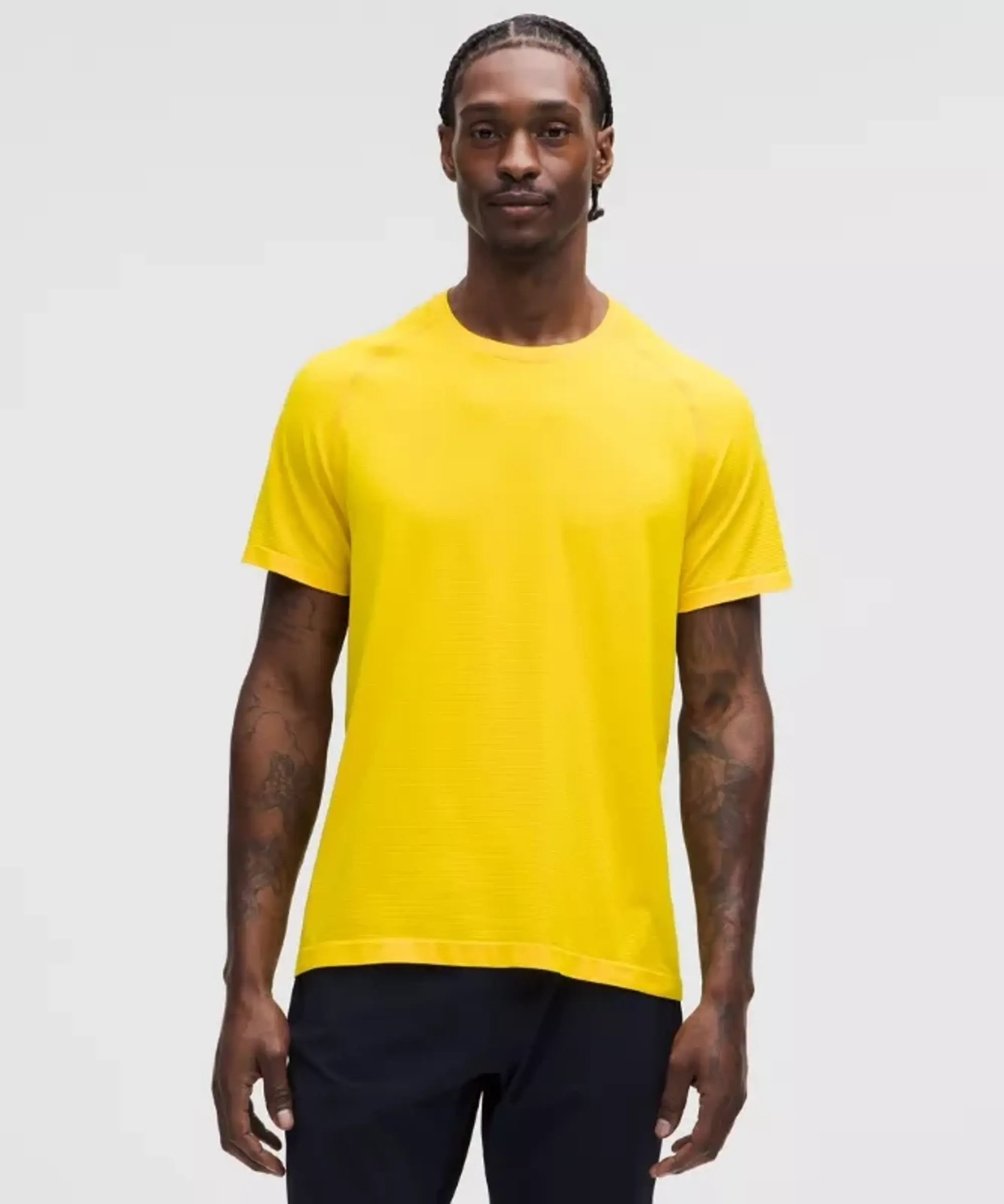 lululemon – Men's Metal Vent Tech Short-Sleeve Shirt – Color Yellow – Size L