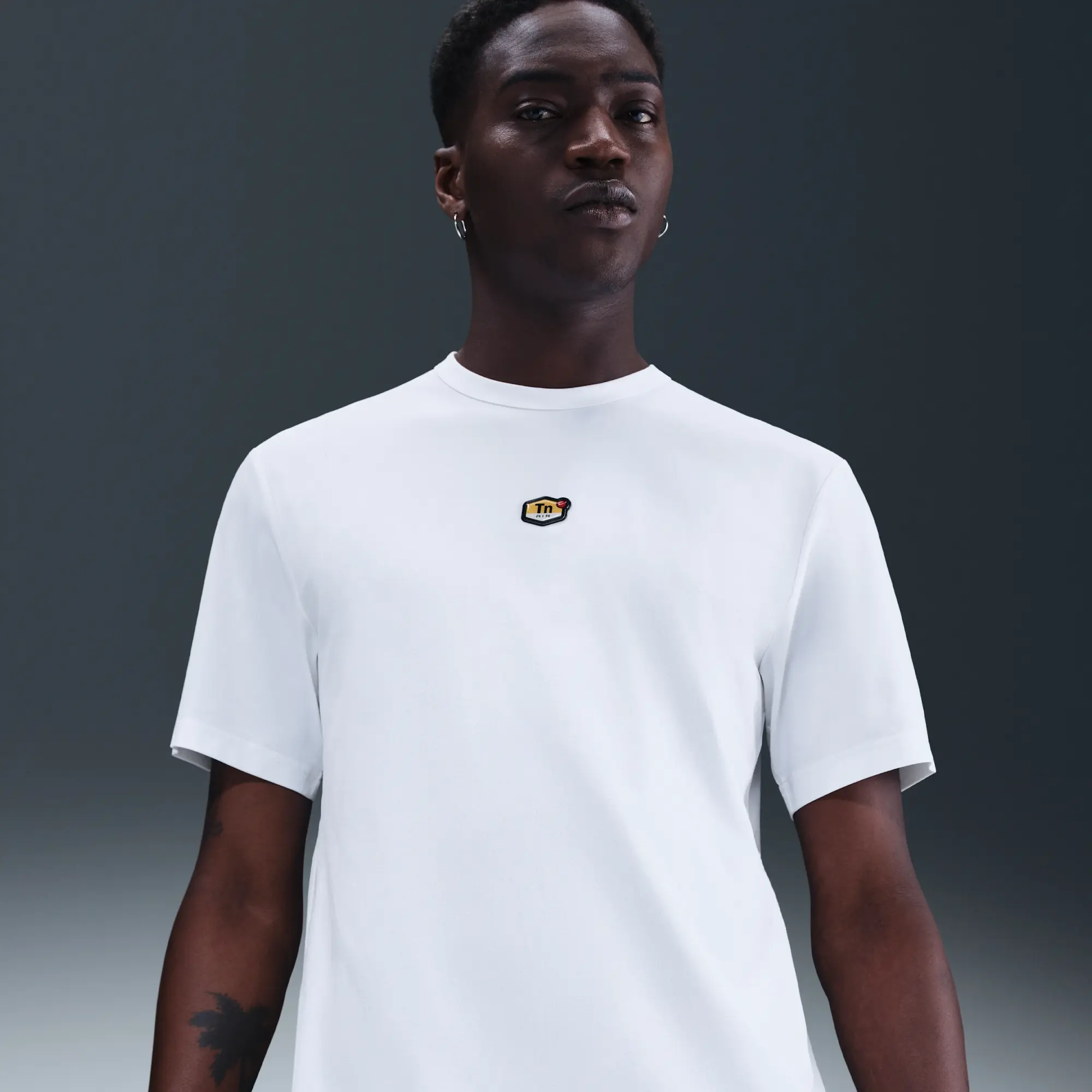 Nike Sportswear Men's T-Shirt - White - Polyester