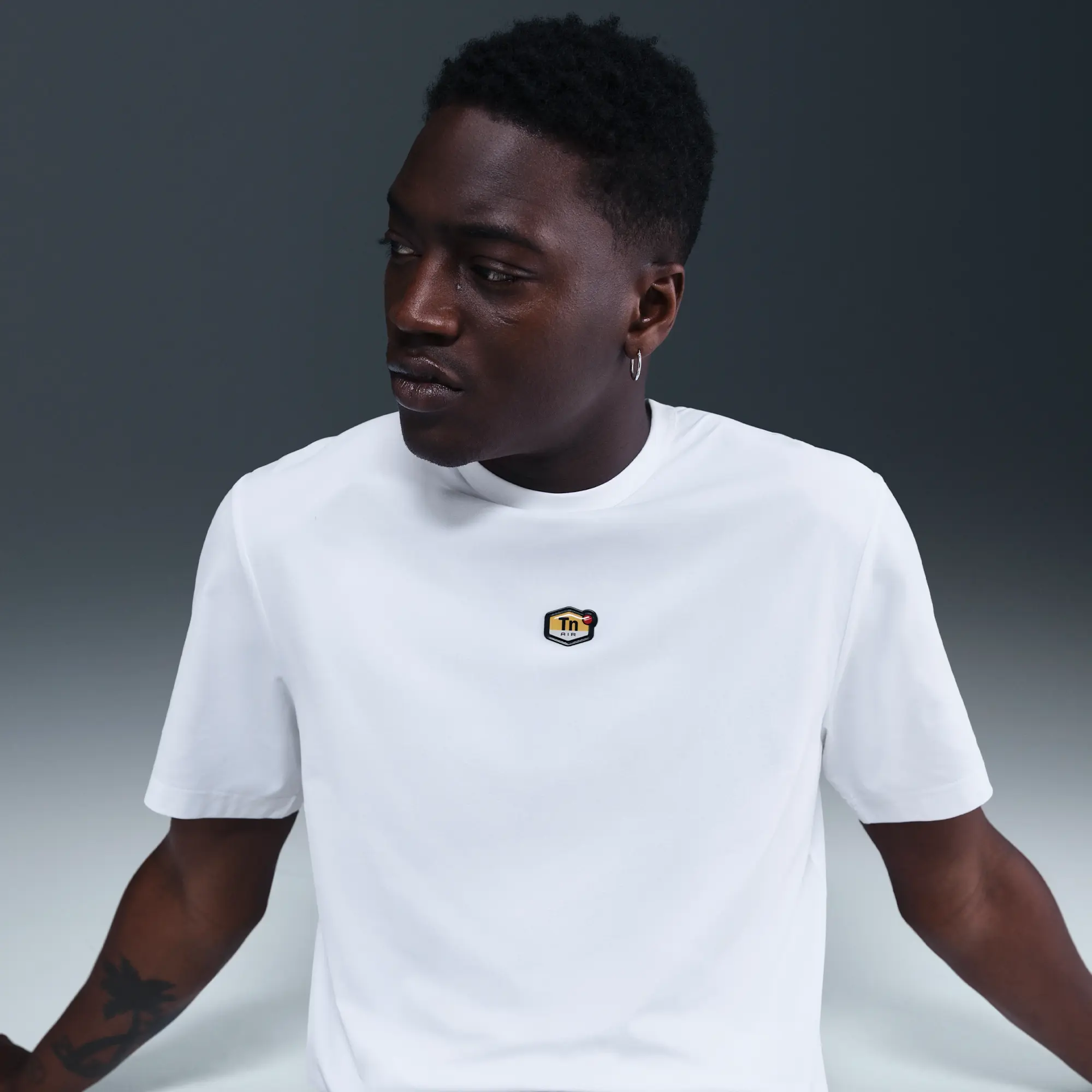 Nike Sportswear Men's T-Shirt - White - Polyester