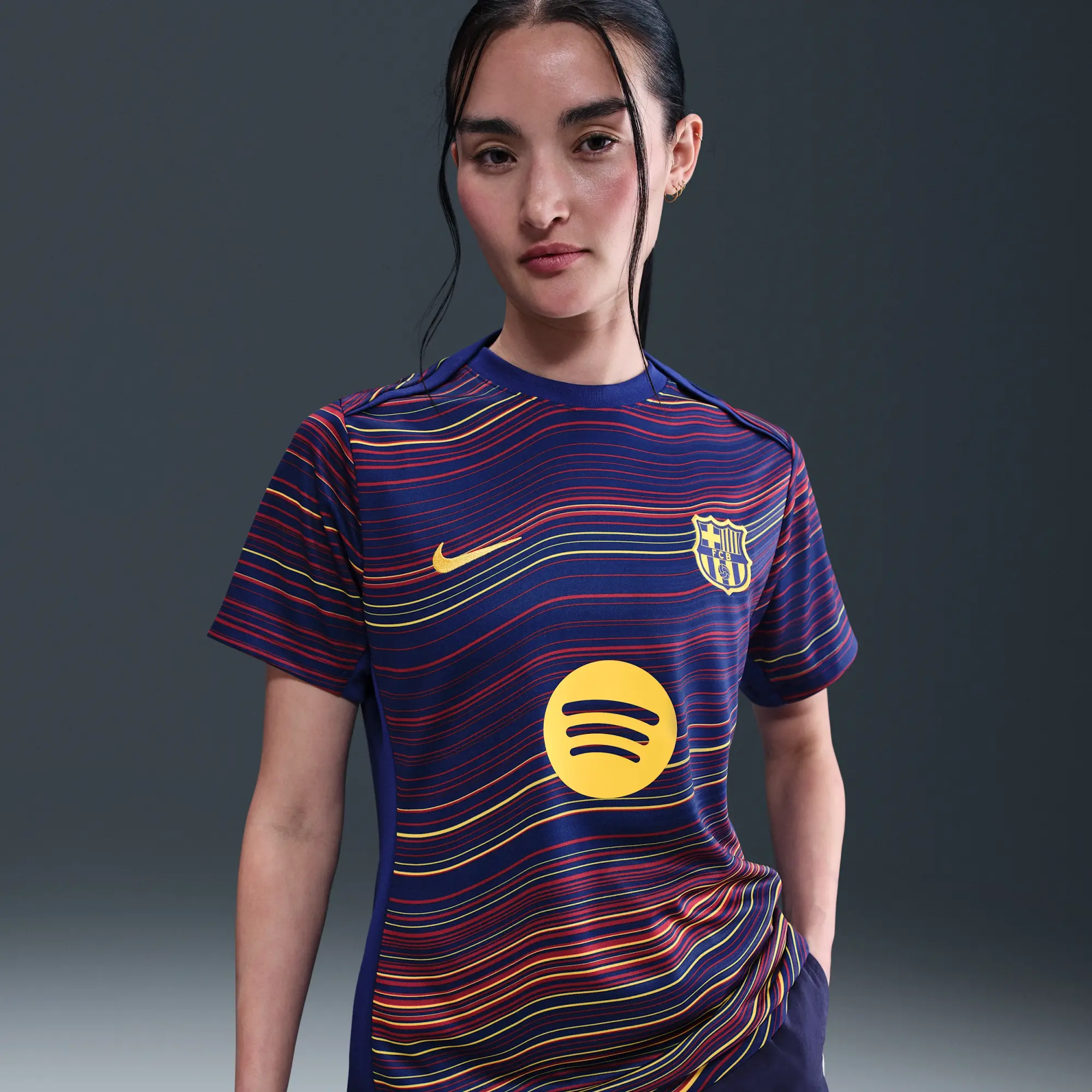 F.C. Barcelona Academy Pro Home Women's Nike Dri-FIT Football Pre-Match Short-Sleeve Top - Blue - Polyester