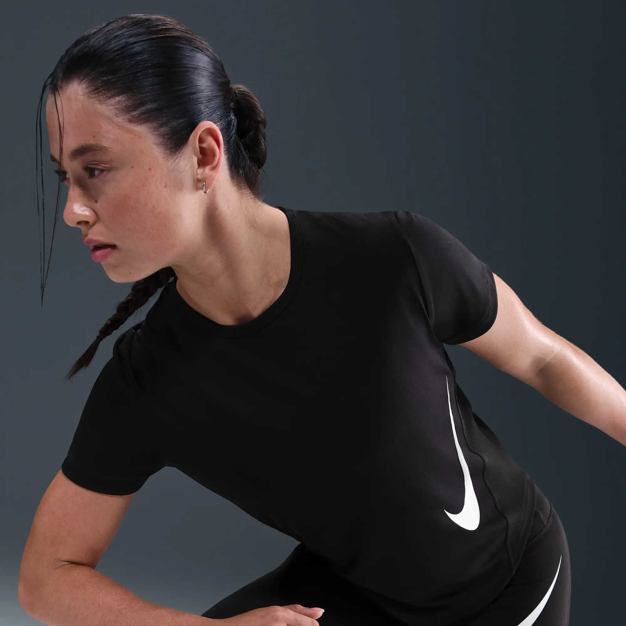 Nike Tempo Swoosh Run Women's Dri-FIT Short-Sleeve Running Top - Black - Sustainable Materials