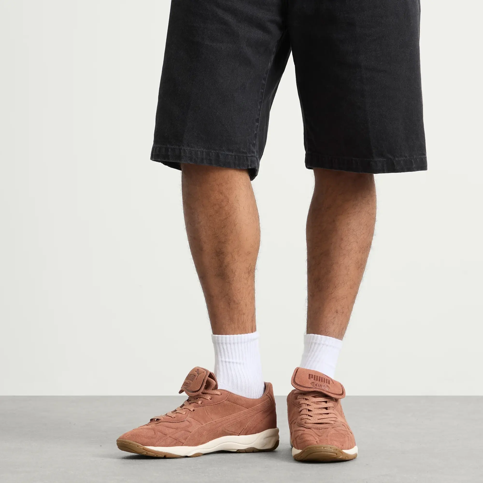 Puma King Indoor Clean Sneaker Brown Mushroom