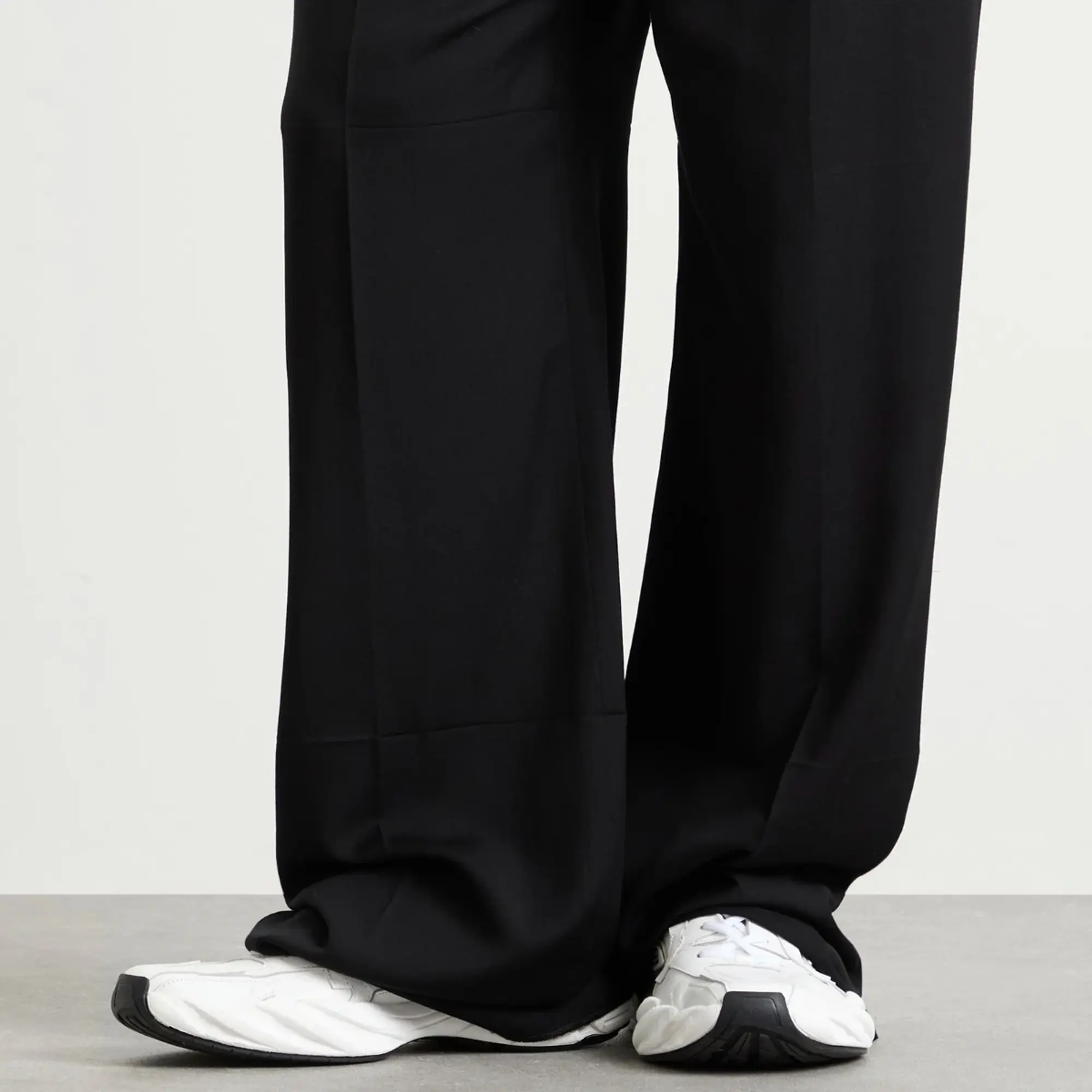 Balenciaga Men's Monday Leather Sneaker White / Black / Grey