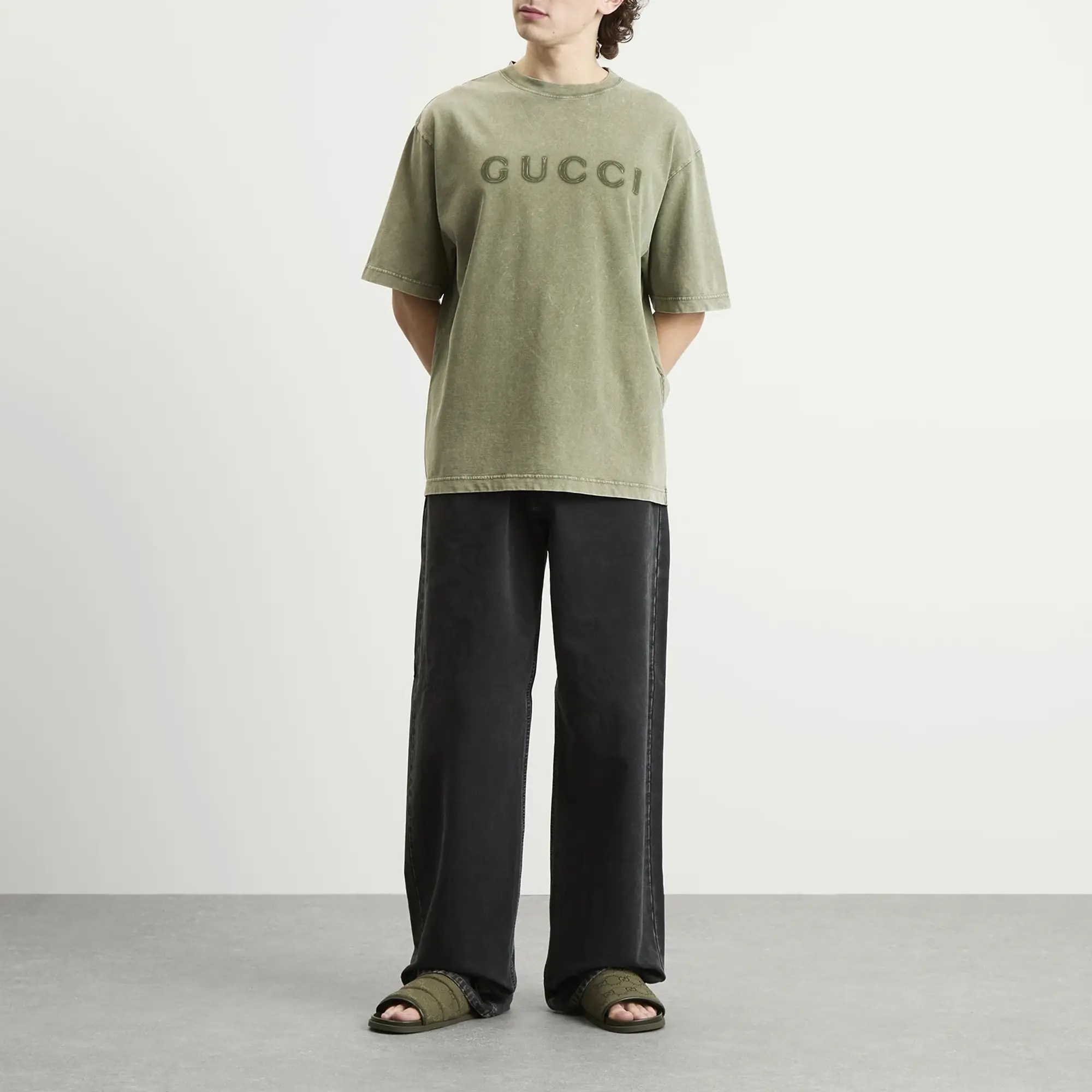 Gucci Men's Faded Logo T-Shirt Green