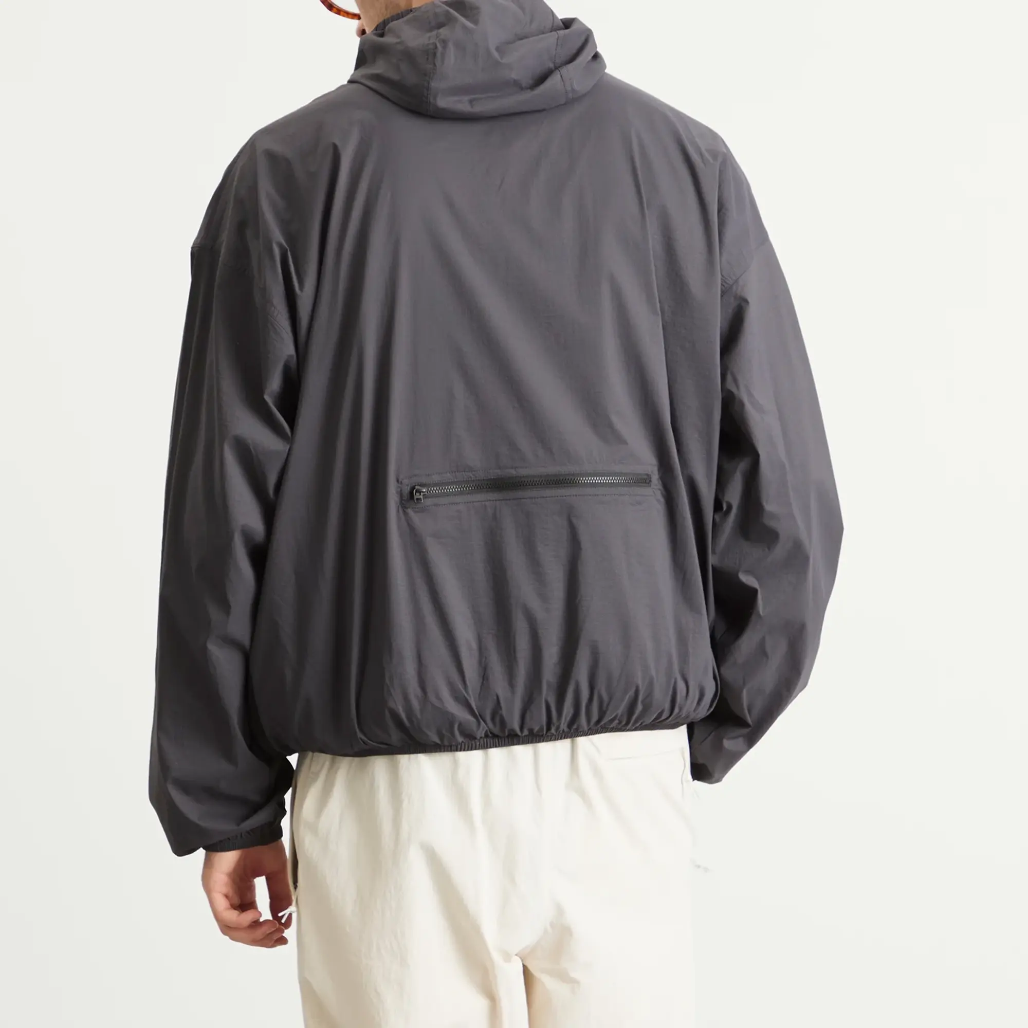 The North Face Men's Redbox Packable Hooded Wind Jacket Obsidian