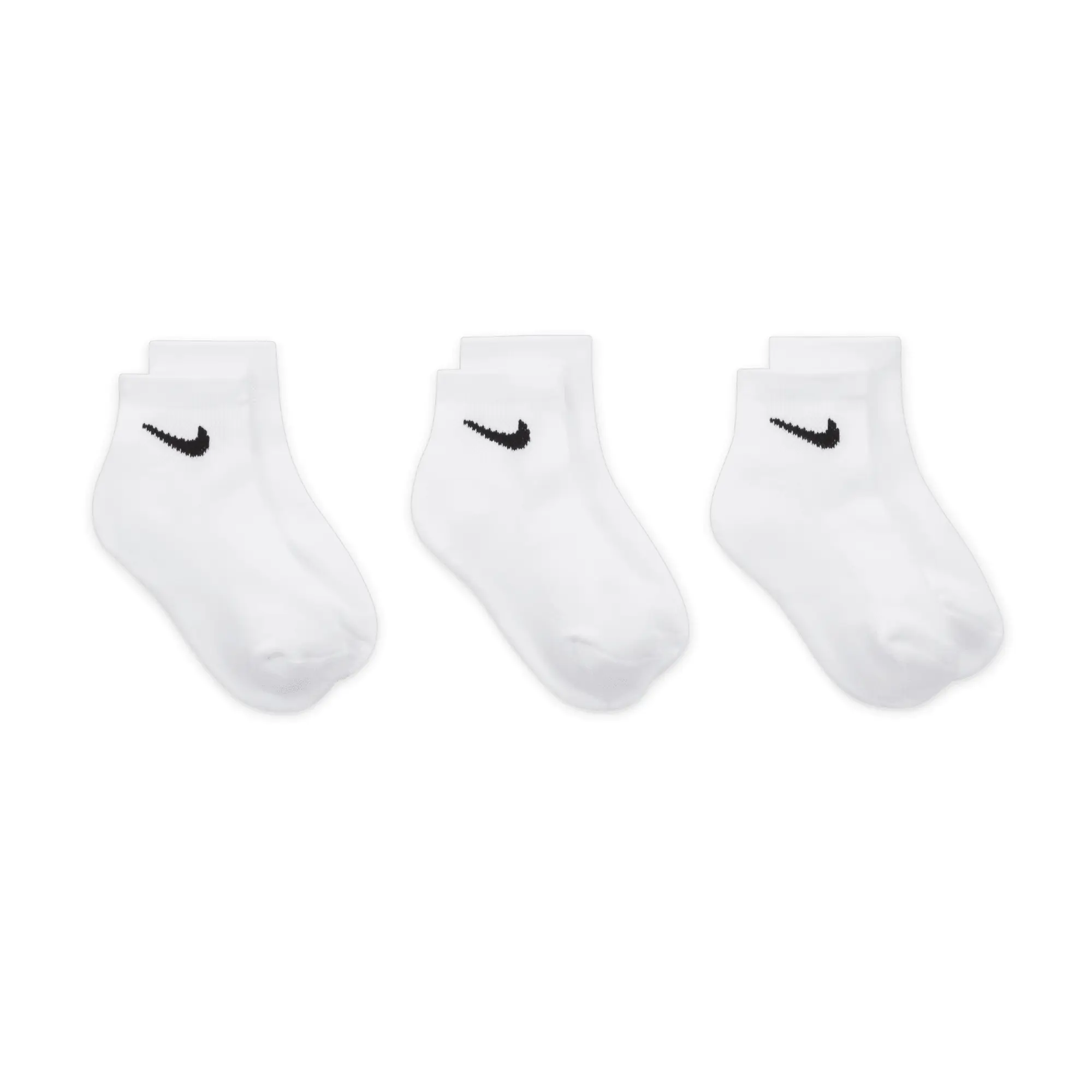 Nike Basics Younger Kids' Ankle Socks - White
