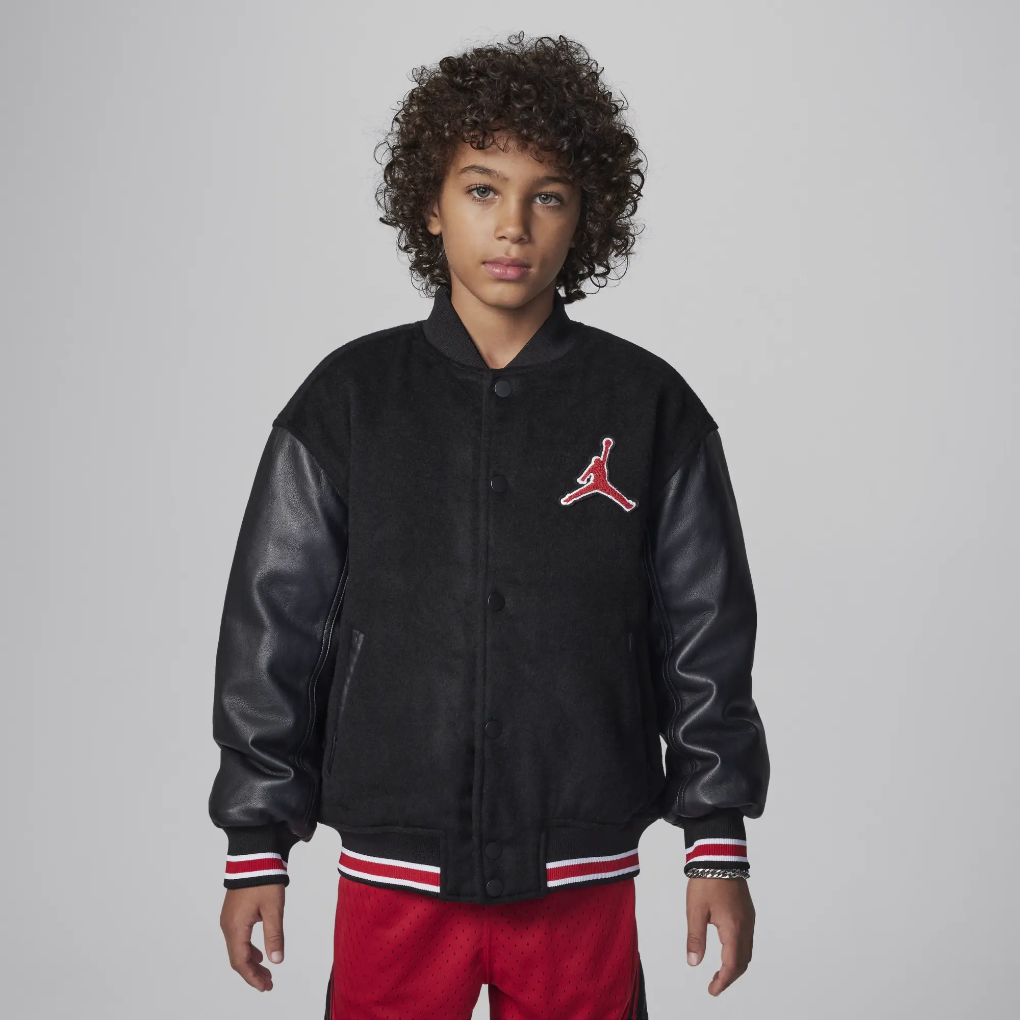 Nike Jordan Older Kids' Varsity Jacket - Black