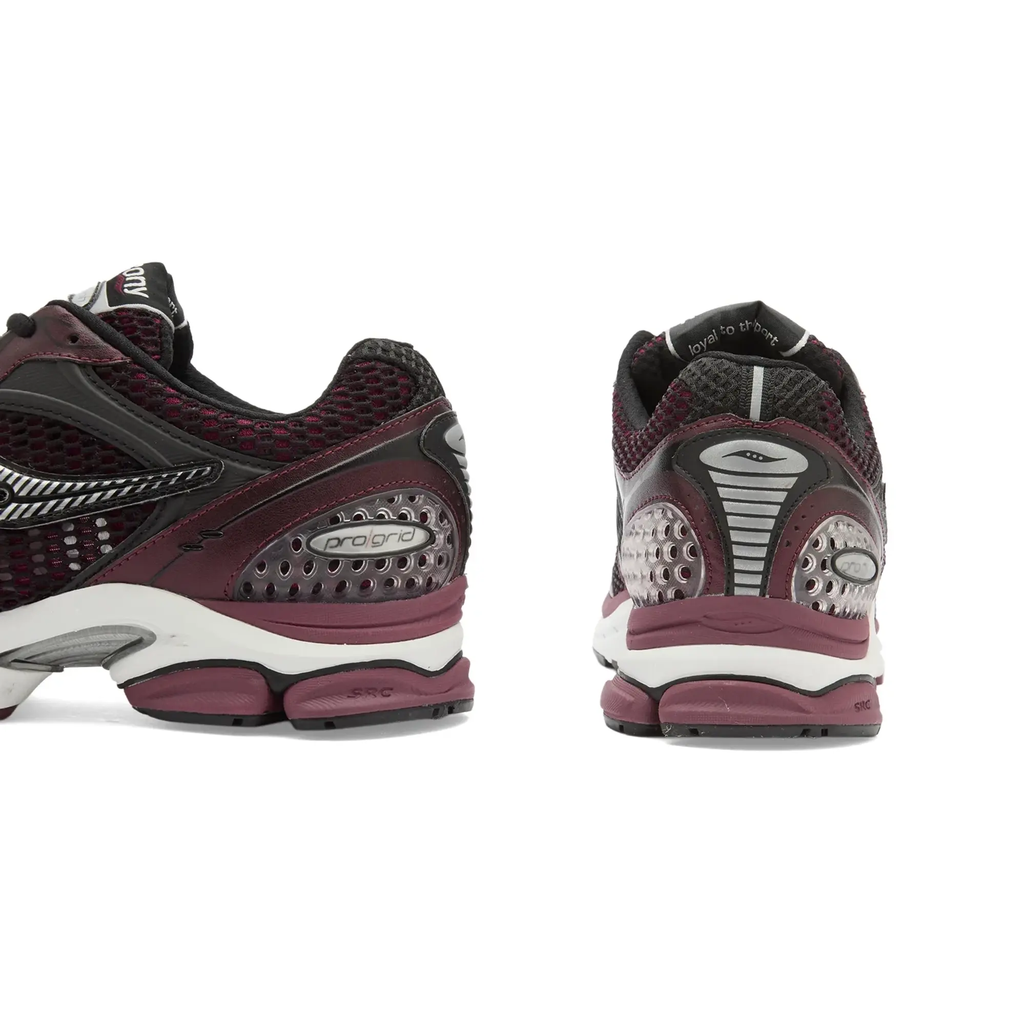 Saucony - ProGrid Triumph 4 in Red