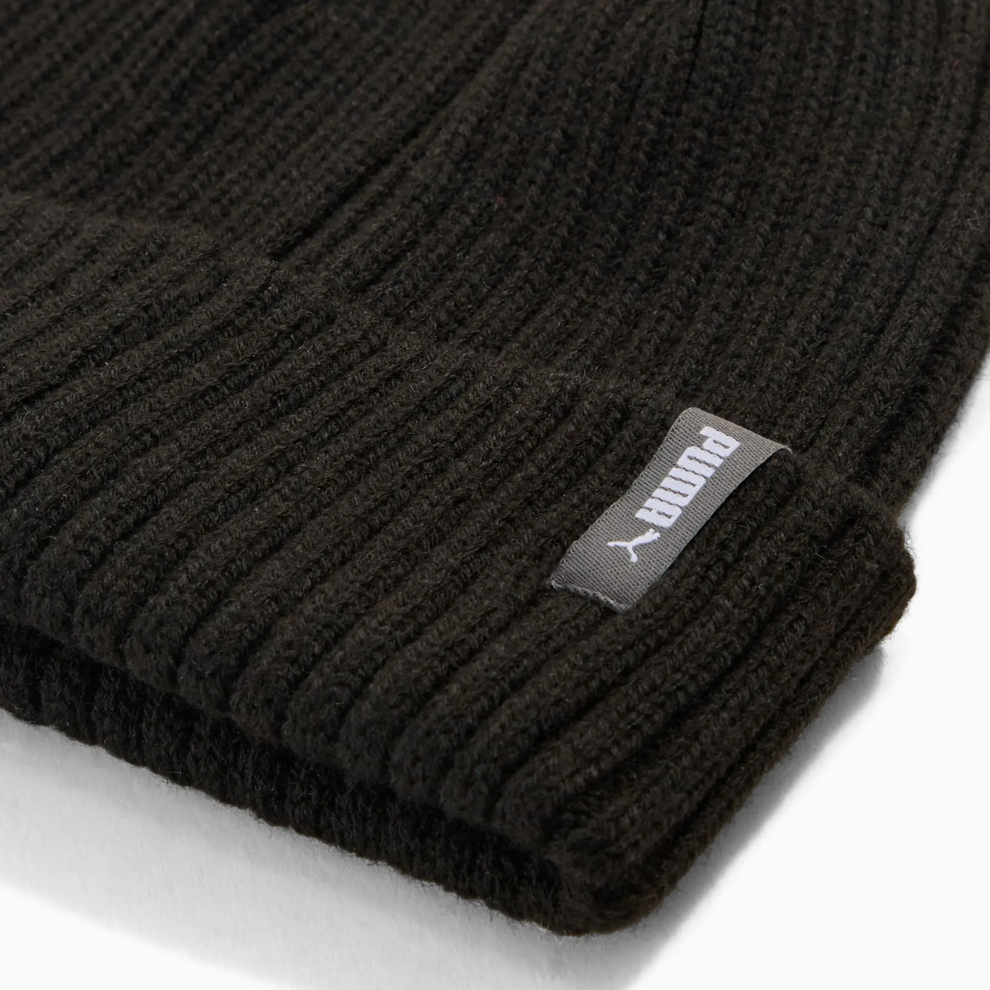 PUMA Classic Low Crown Beanie Hat Youth, Black, size KIDS