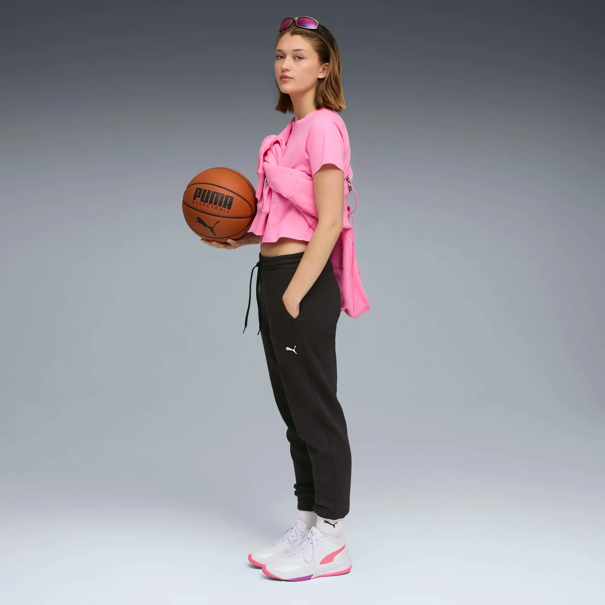 PUMA Court Pro 2 Metallic Basketball Shoes Unisex, Magic Rose/Pure Magenta/Iridescent, size 10
