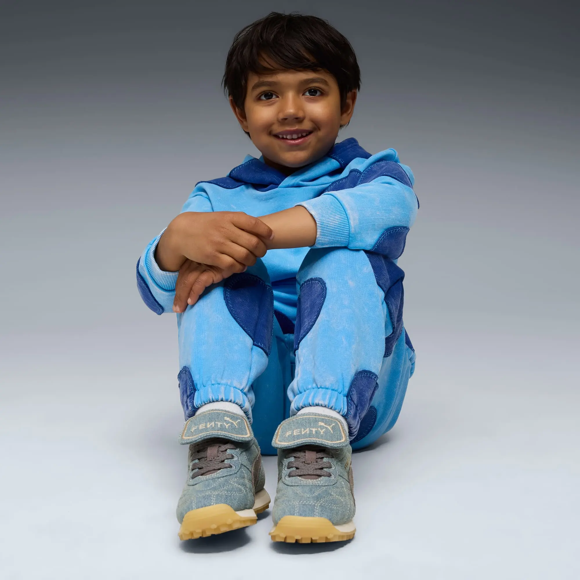 Fenty x PUMA x Smurfs Avanti Sneakers Kids, Slate Sky, size 1