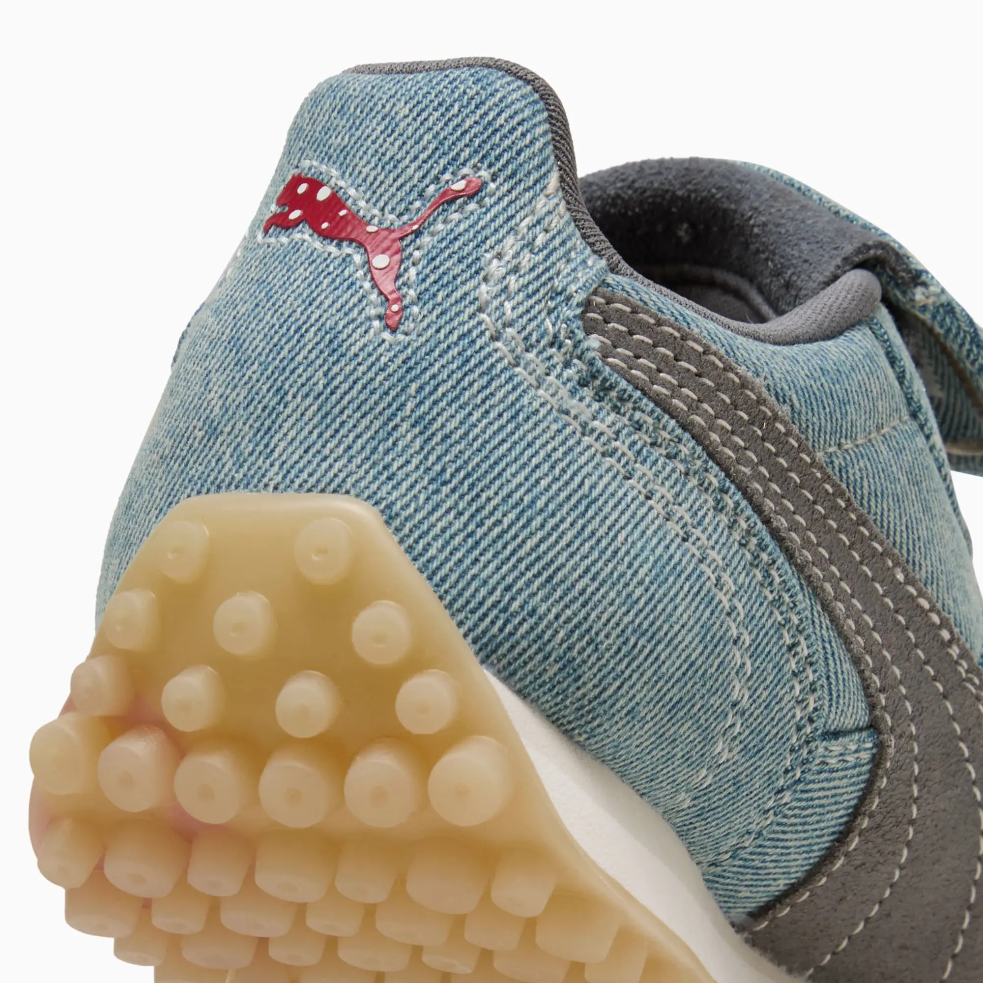 Fenty x PUMA x Smurfs Avanti Sneakers Kids, Slate Sky, size 1