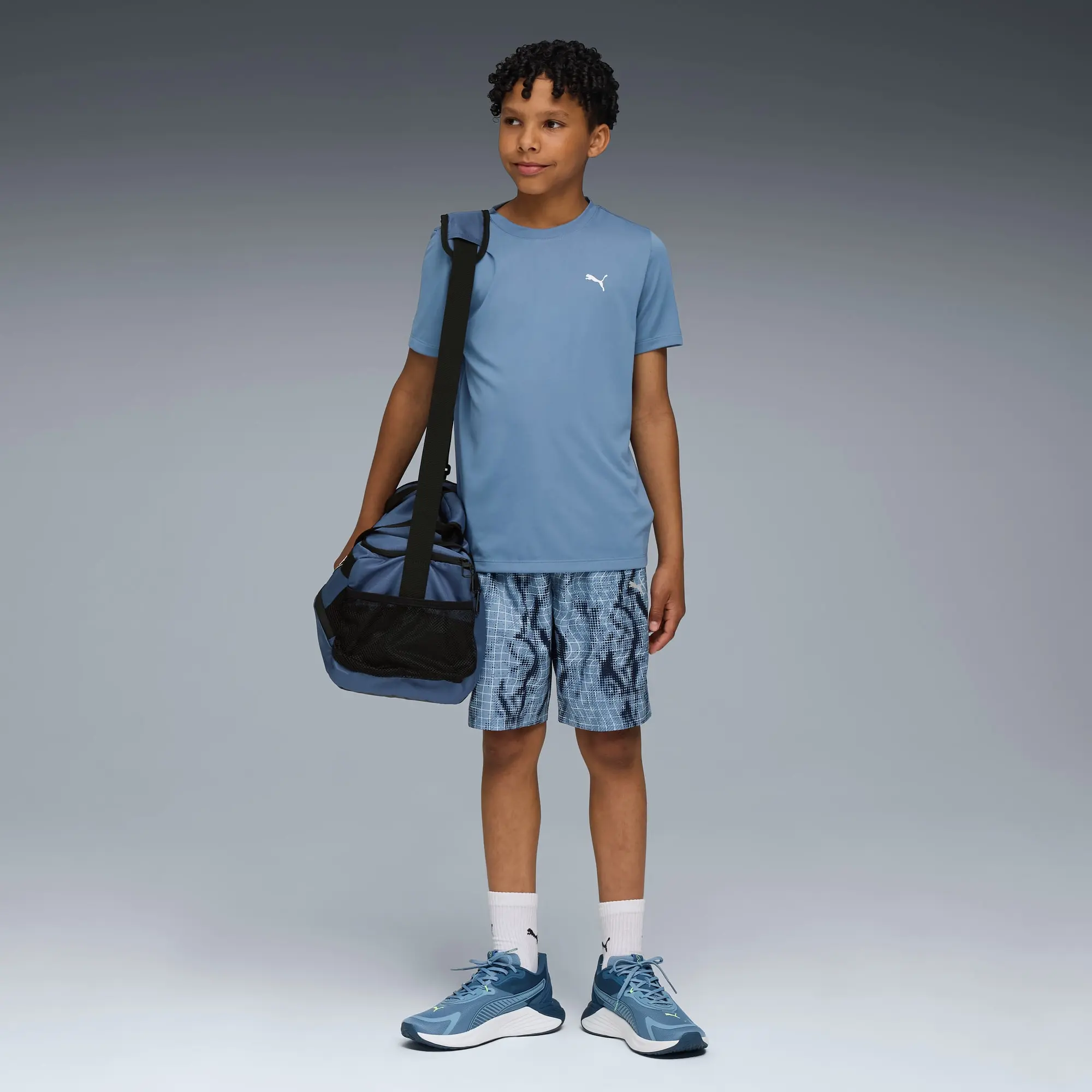 PUMA Train All Day Essentials T-Shirt Youth, Cool Blue, size 11-12 Youth