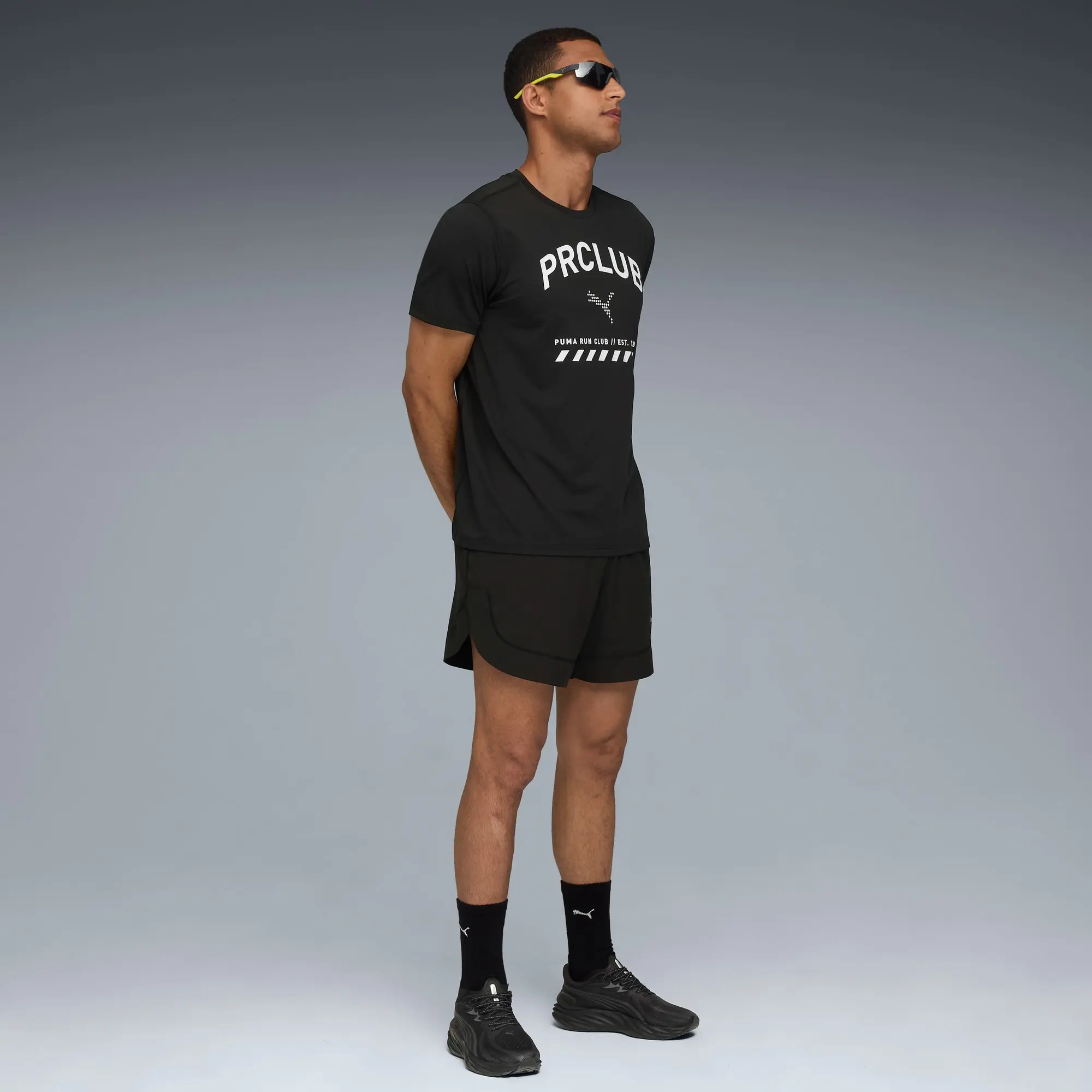 PUMA Run Club Graphic Mesh T-Shirt Men, Black, size 3XL