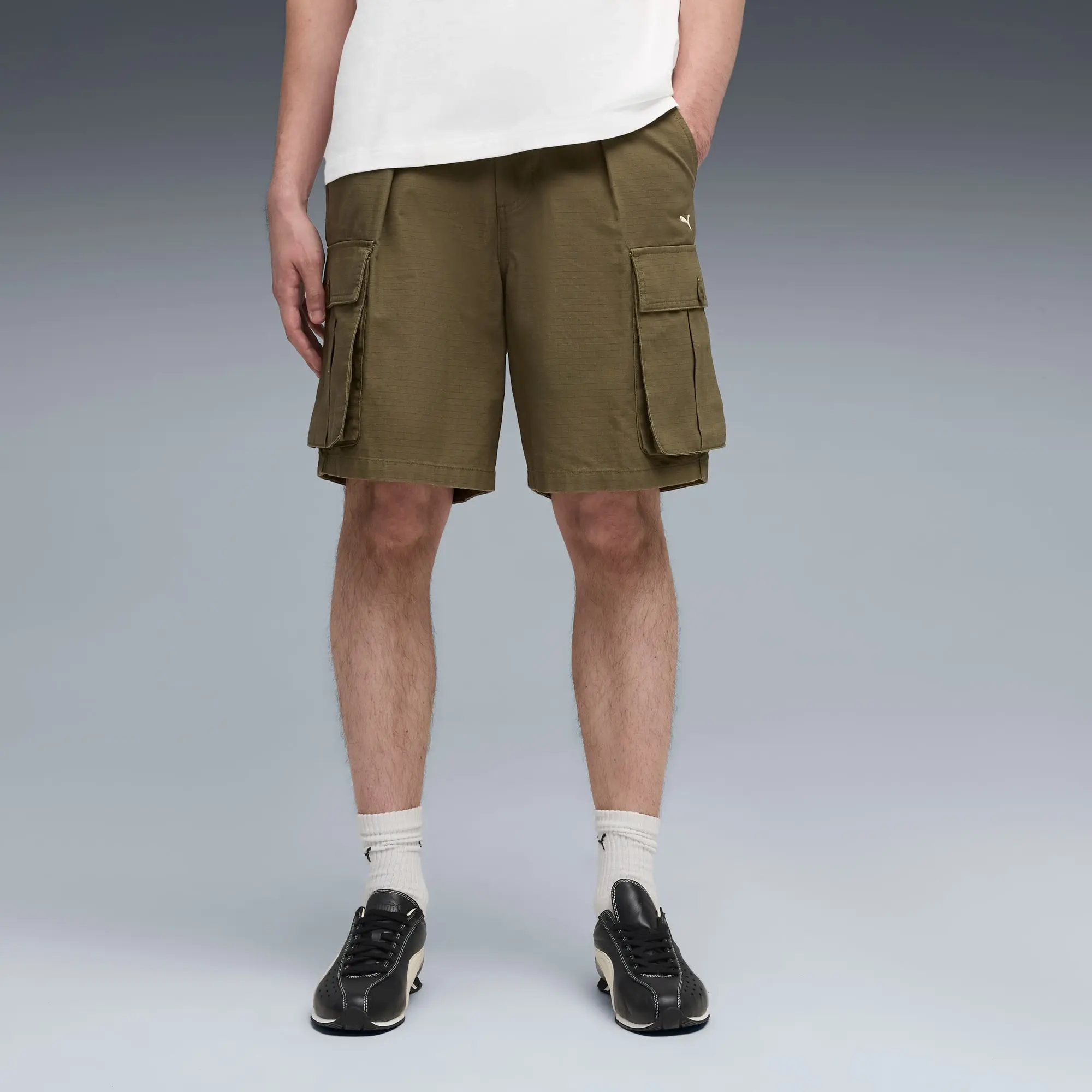 PUMA MMQ Cargo Shorts Men, Loden Green, size Large