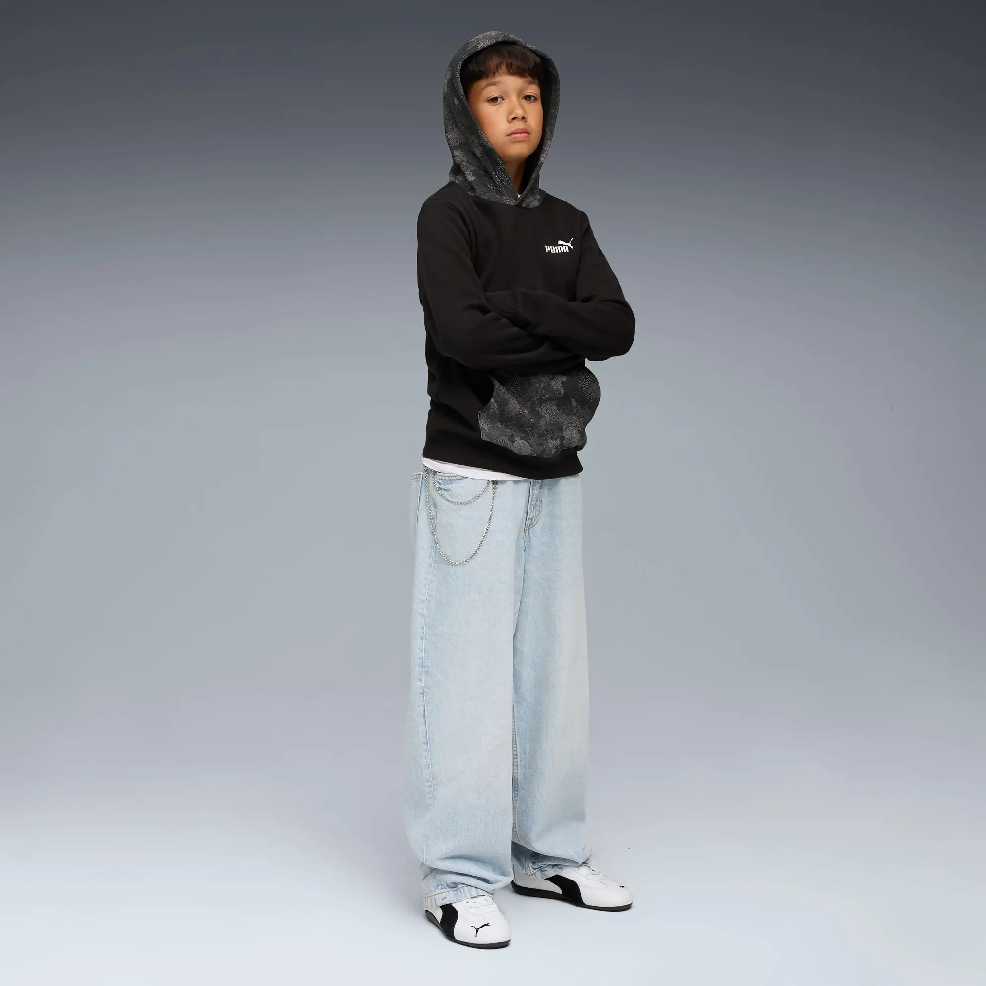 PUMA Essentials Camo Hoodie Youth, Black, size 11-12 Youth