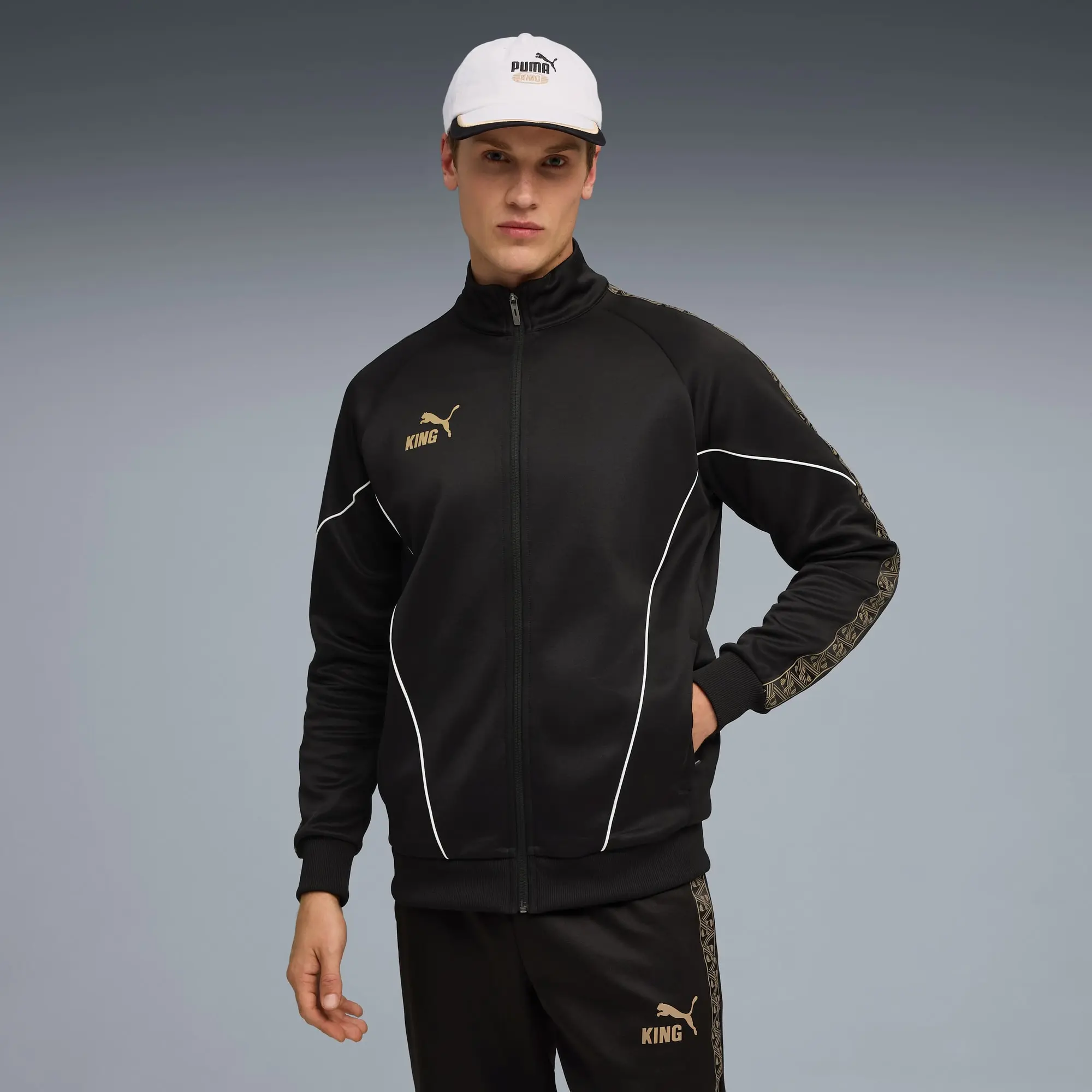 PUMA King Anthem Football Jacket Men, Black/Gold, size 3XL