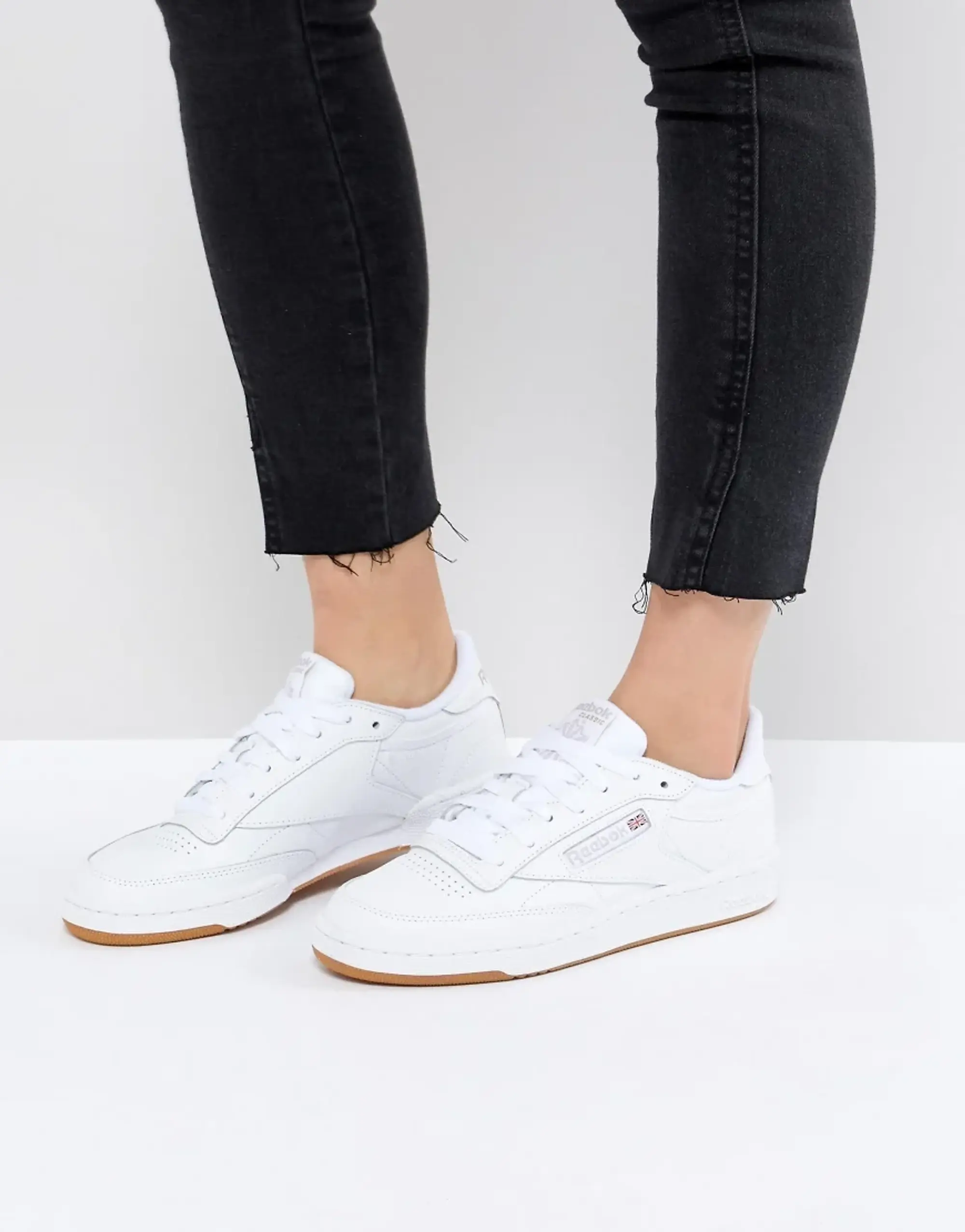 Reebok Classic Club C 85 Sneakers In White Leather With Gum Sole - White