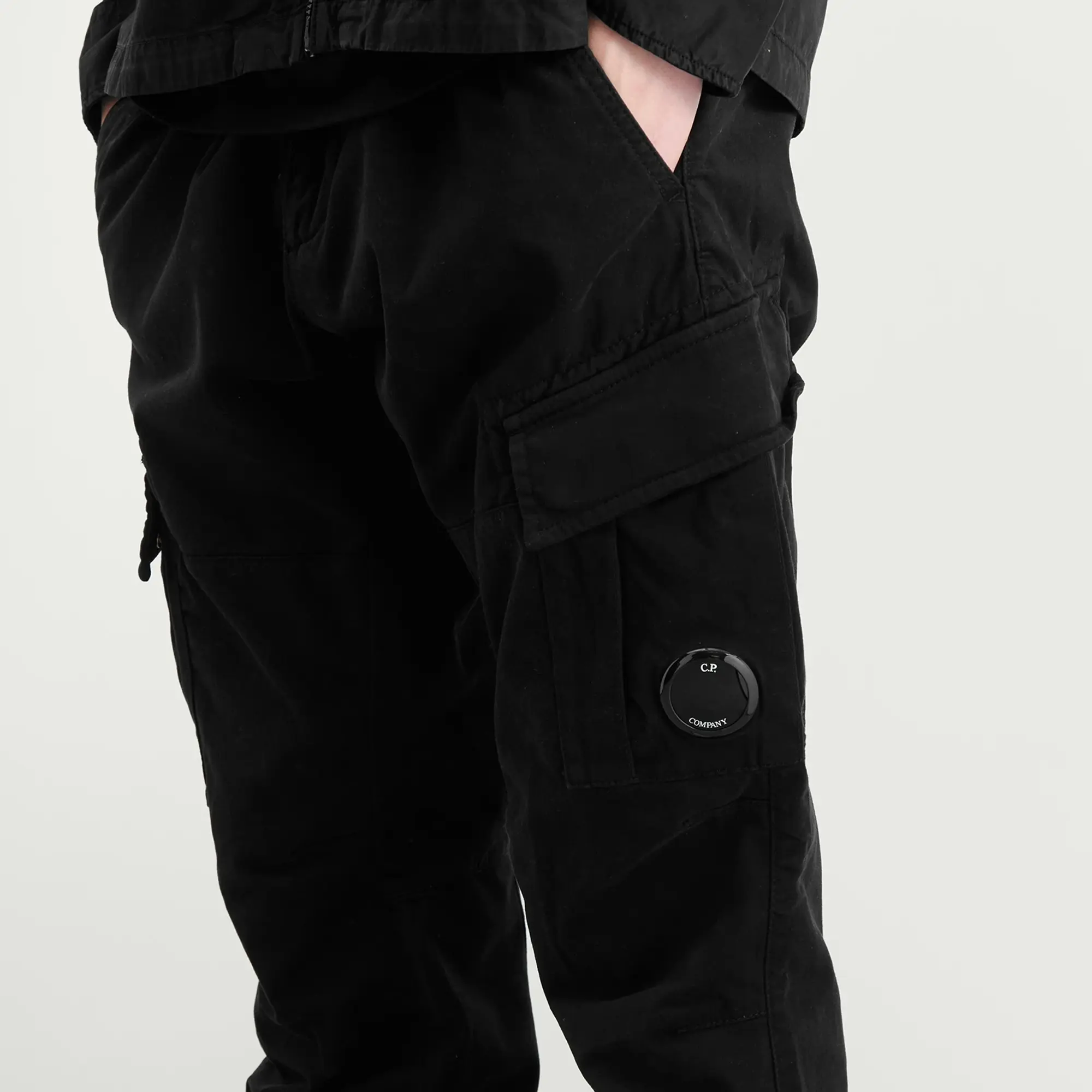 C.P. Company Men's Stretch Sateen Cargo Pants Black