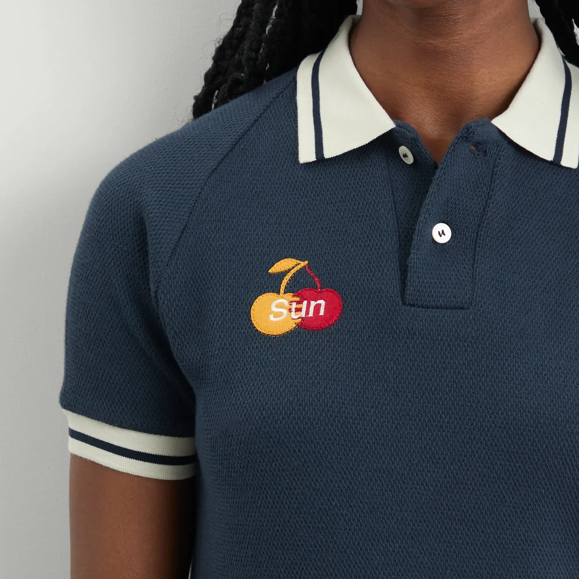 SUNDAYFRUITMARKET Women's Cherry Waffle Collar T-Shirt Navy