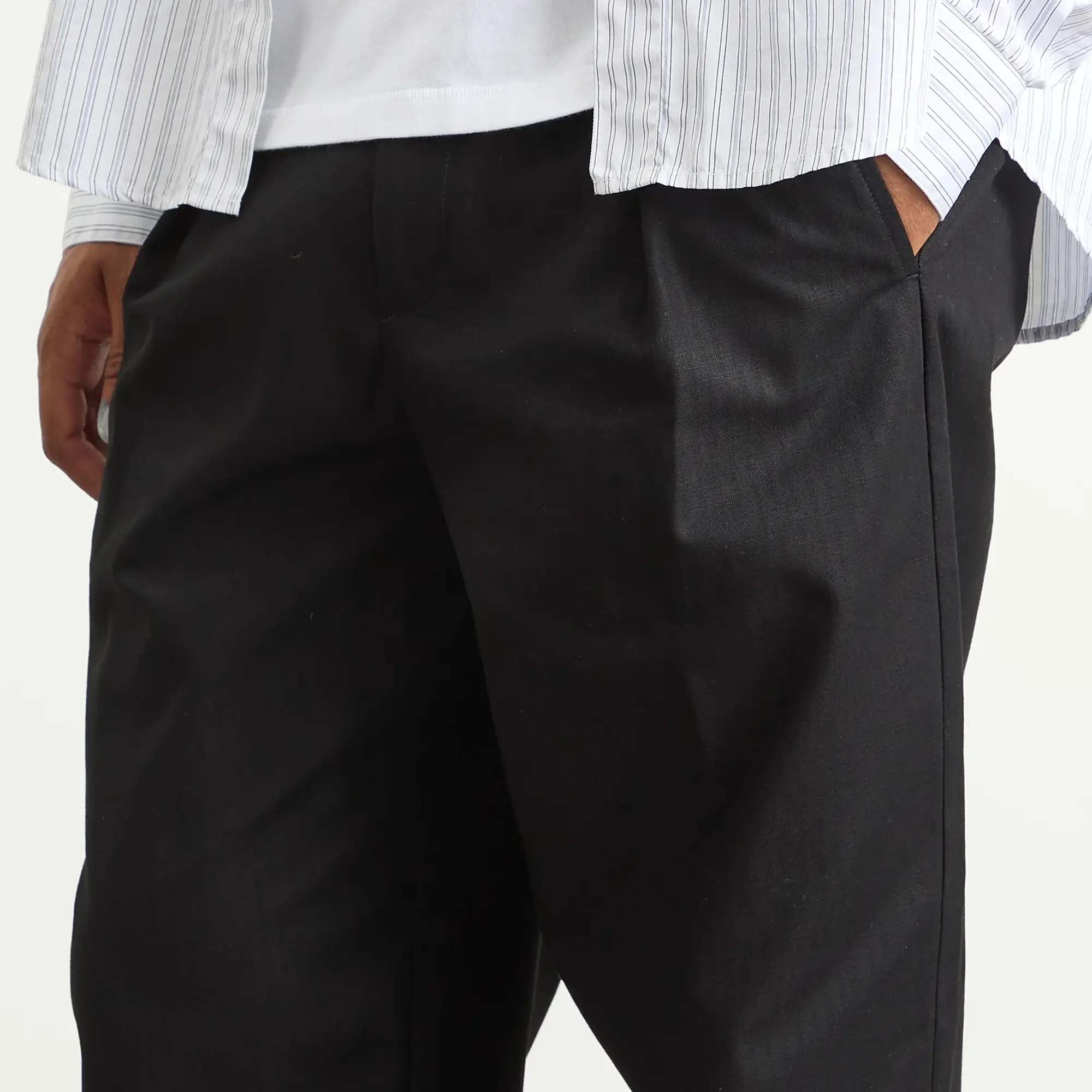 A.P.C. Men's Renato Pleated Trousers Black