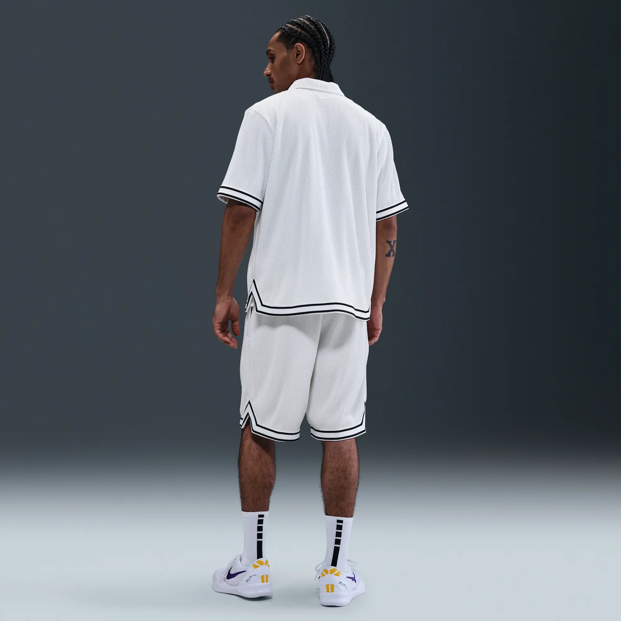 Nike Kobe Men's Pleated Basketball Shorts - White - Polyester