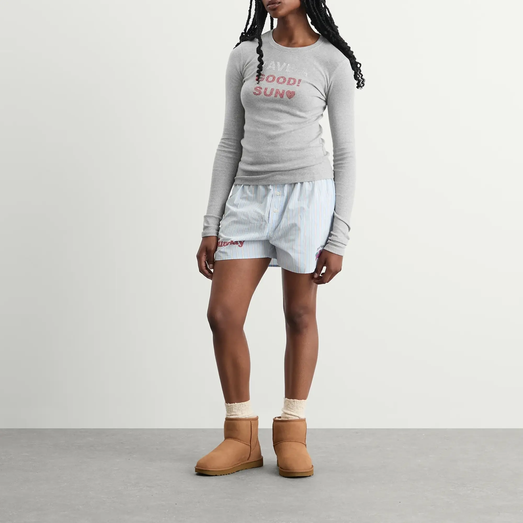 SUNDAYFRUITMARKET Women's Bling Letter Long Sleeve Top Grey