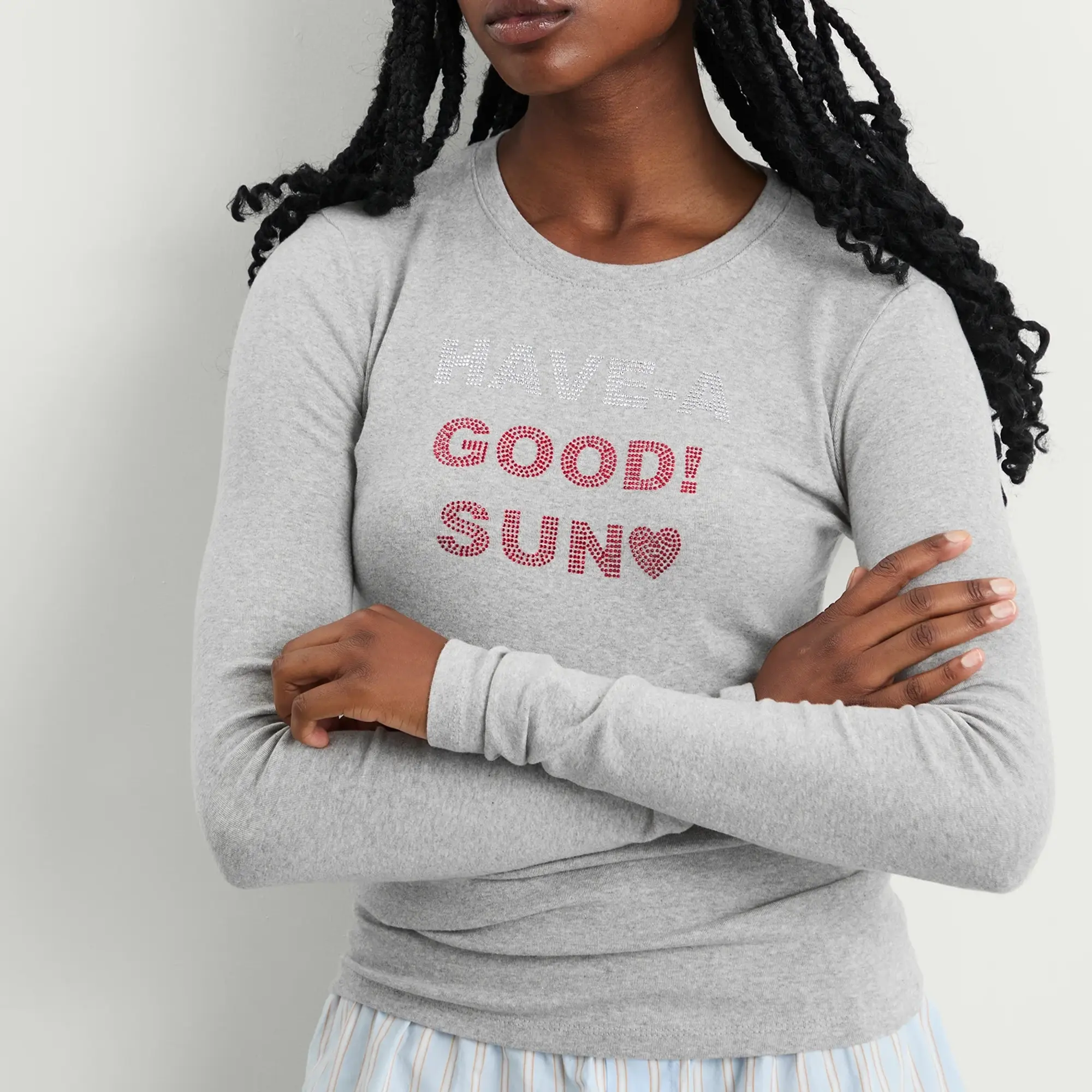 SUNDAYFRUITMARKET Women's Bling Letter Long Sleeve Top Grey