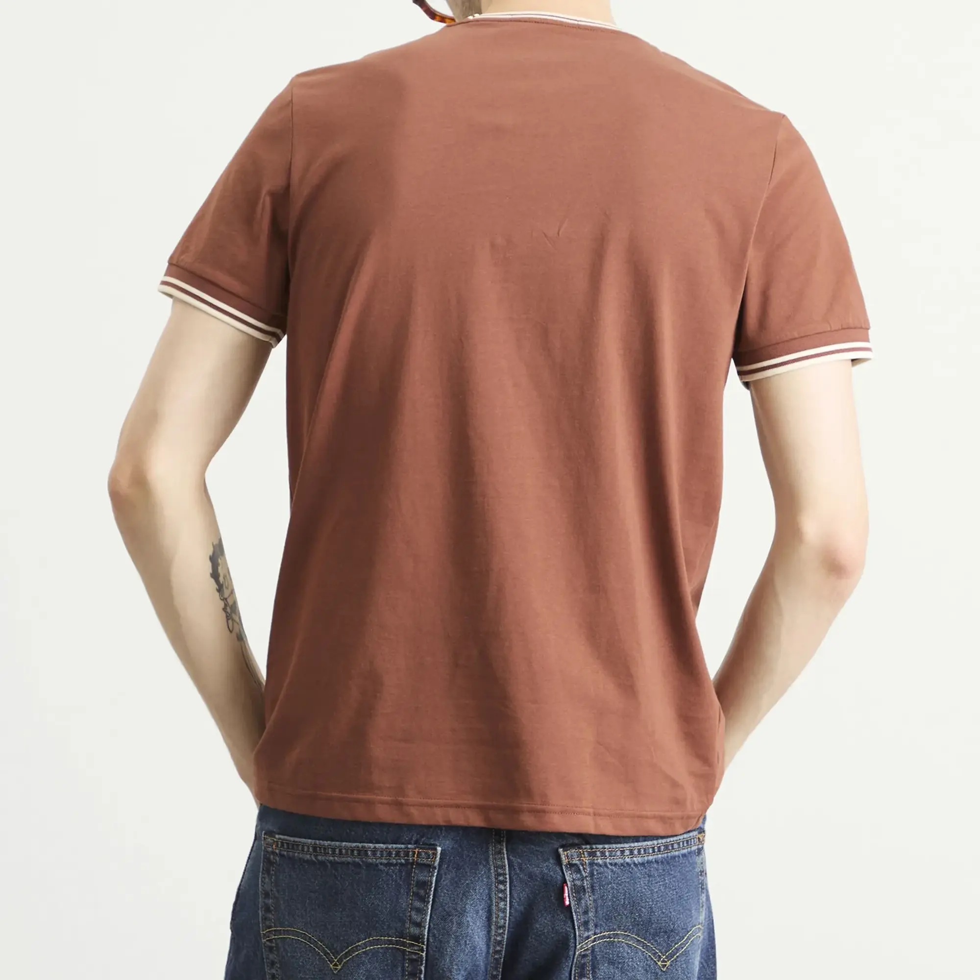 Fred Perry Men's Twin Tipped T-Shirt Whiskybrown/Ecru