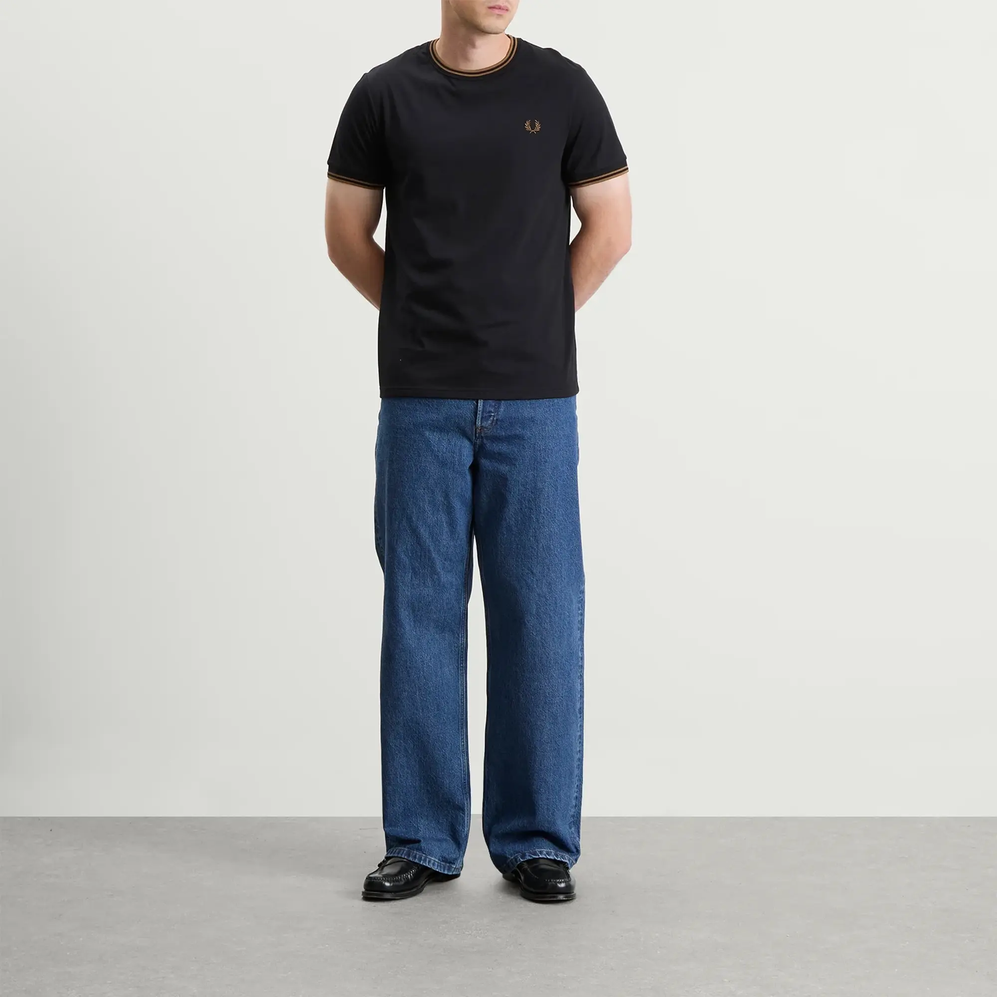 Fred Perry Men's Twin Tipped T-Shirt Whiskybrown/Ecru