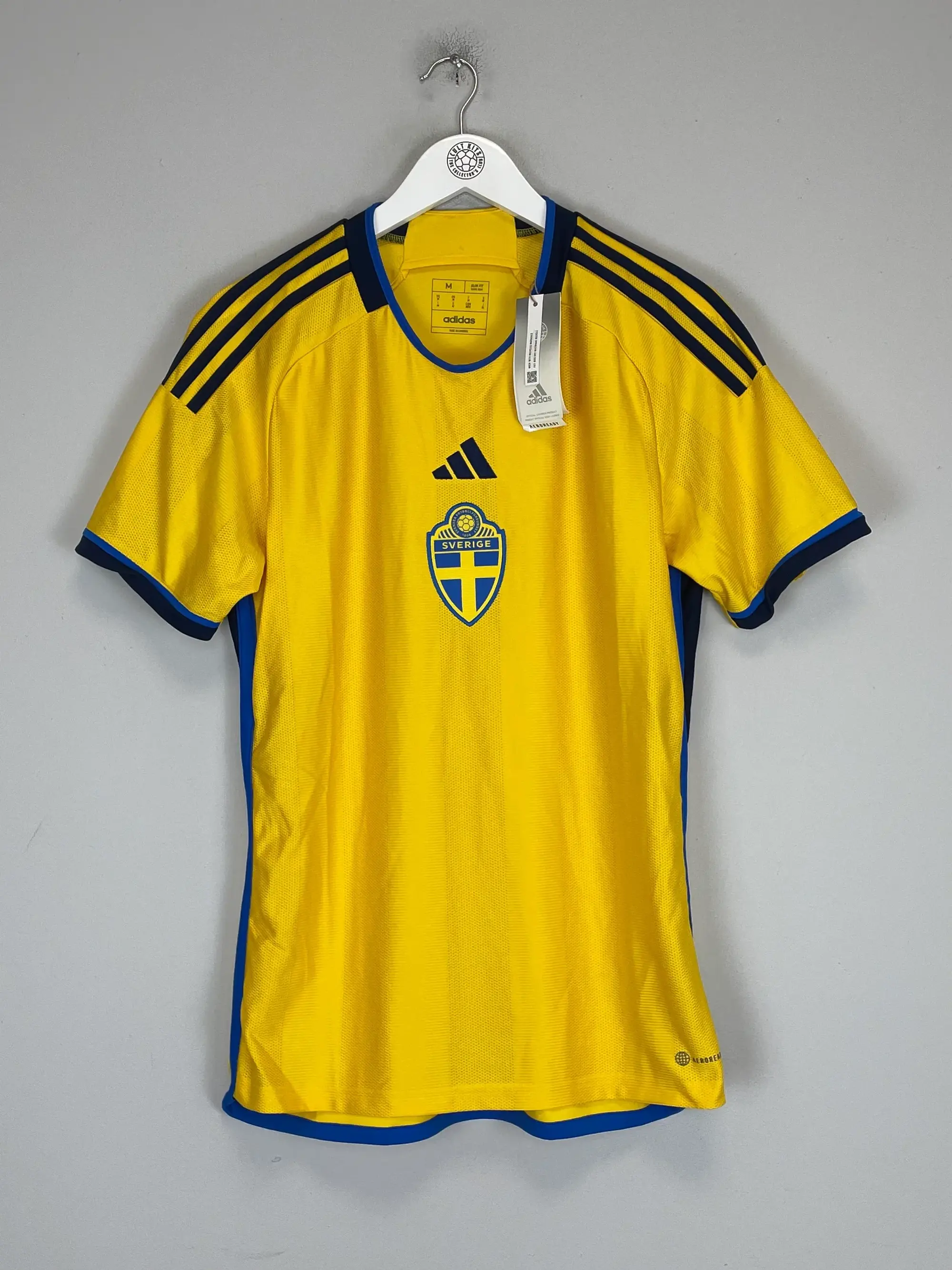 2022/23 SWEDEN *BNWT* HOME SHIRT (M) ADIDAS | Cult Kits