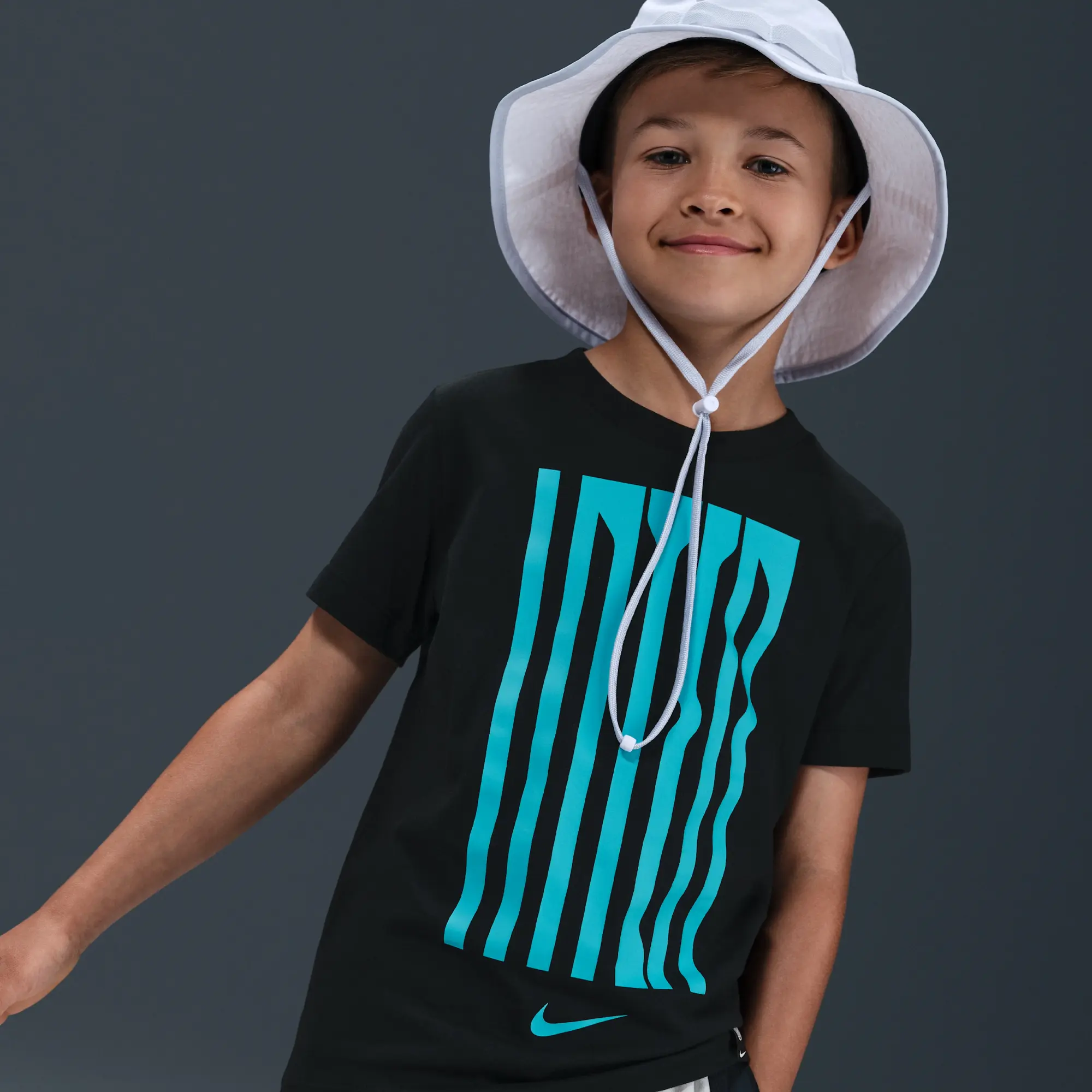 Inter Milan Older Kids' Nike Football T-Shirt - Black - Cotton